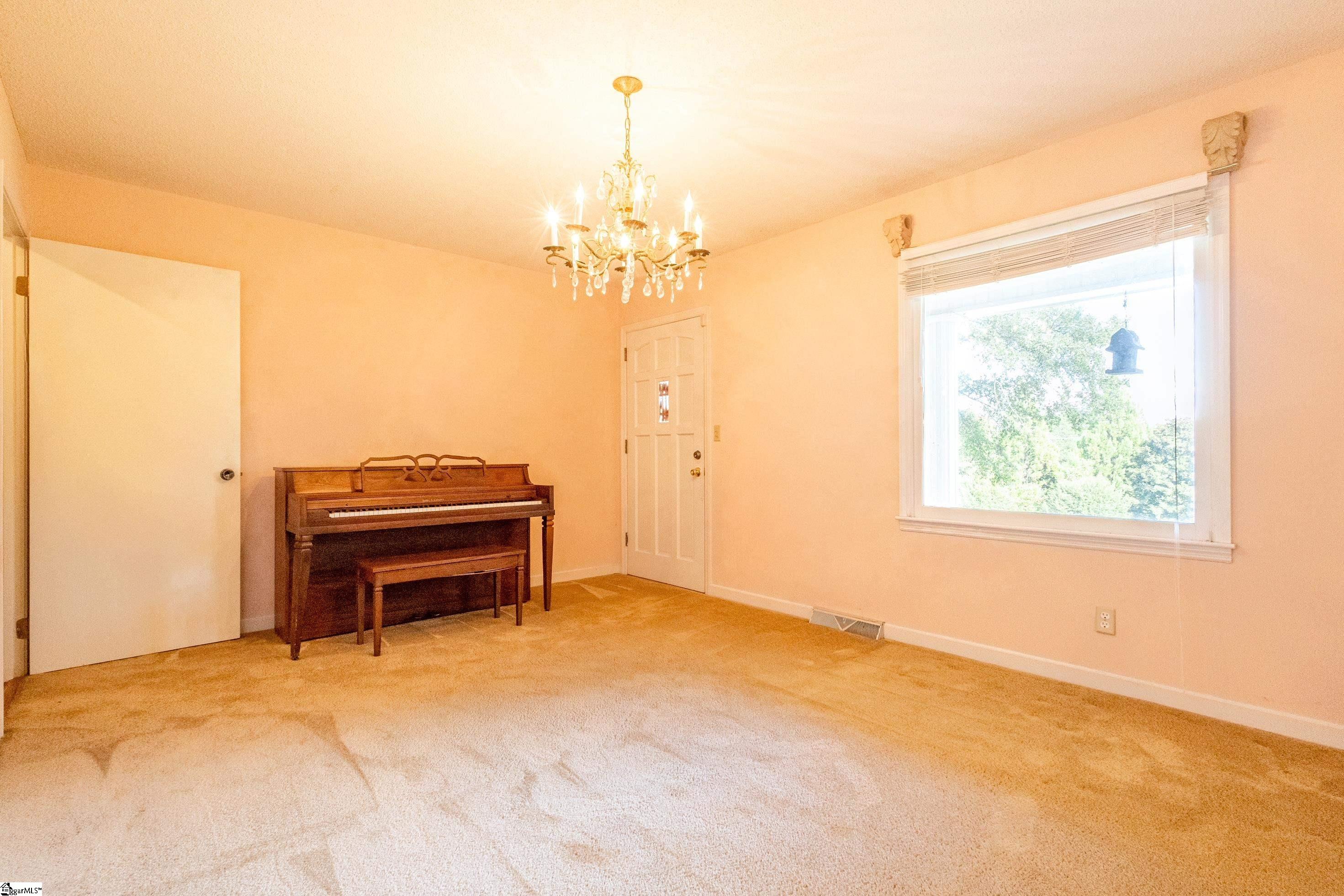 500 W Rutherford Street, Landrum SC 29356