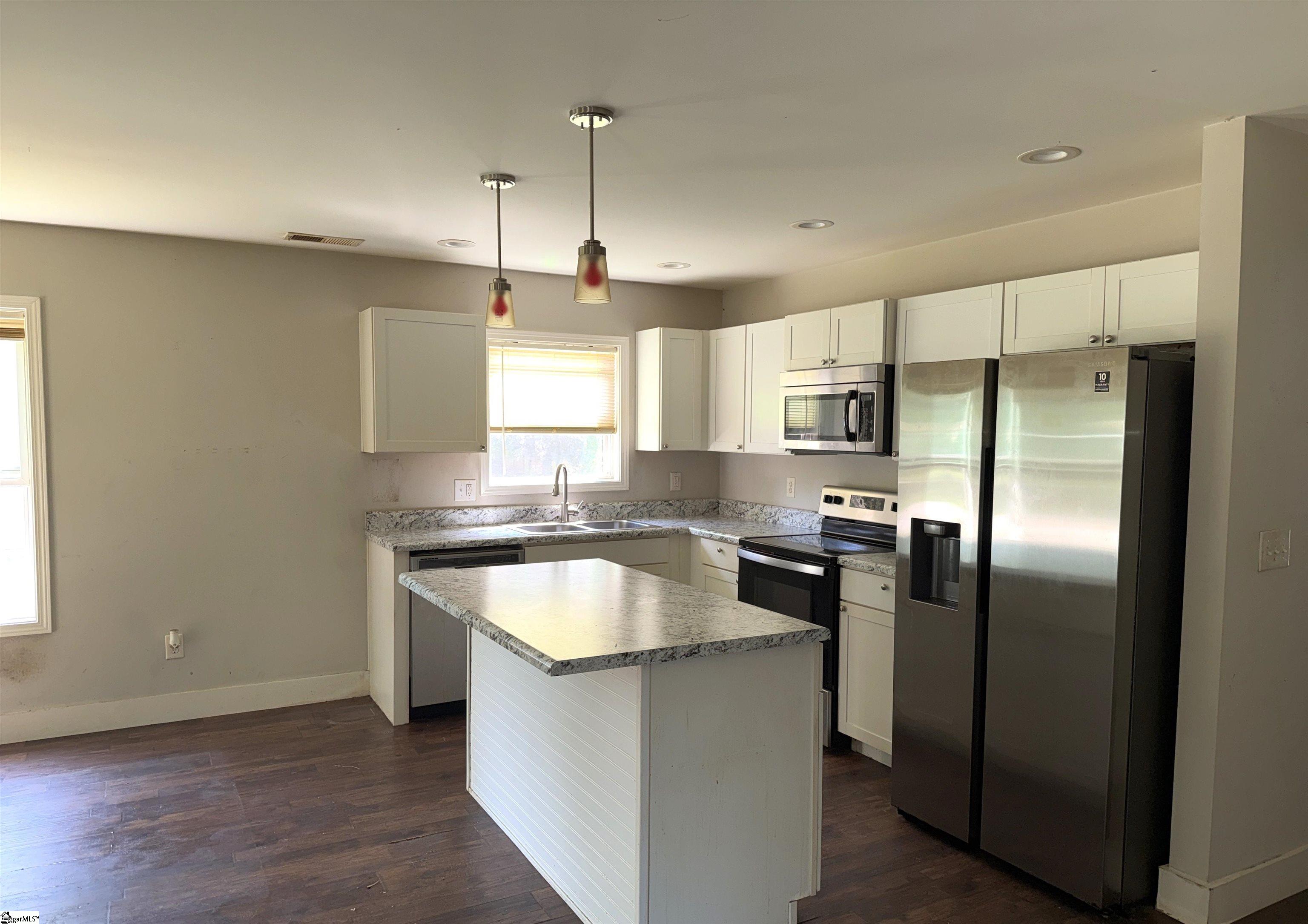 137 Miller Drive Spartanburg, SC 29301