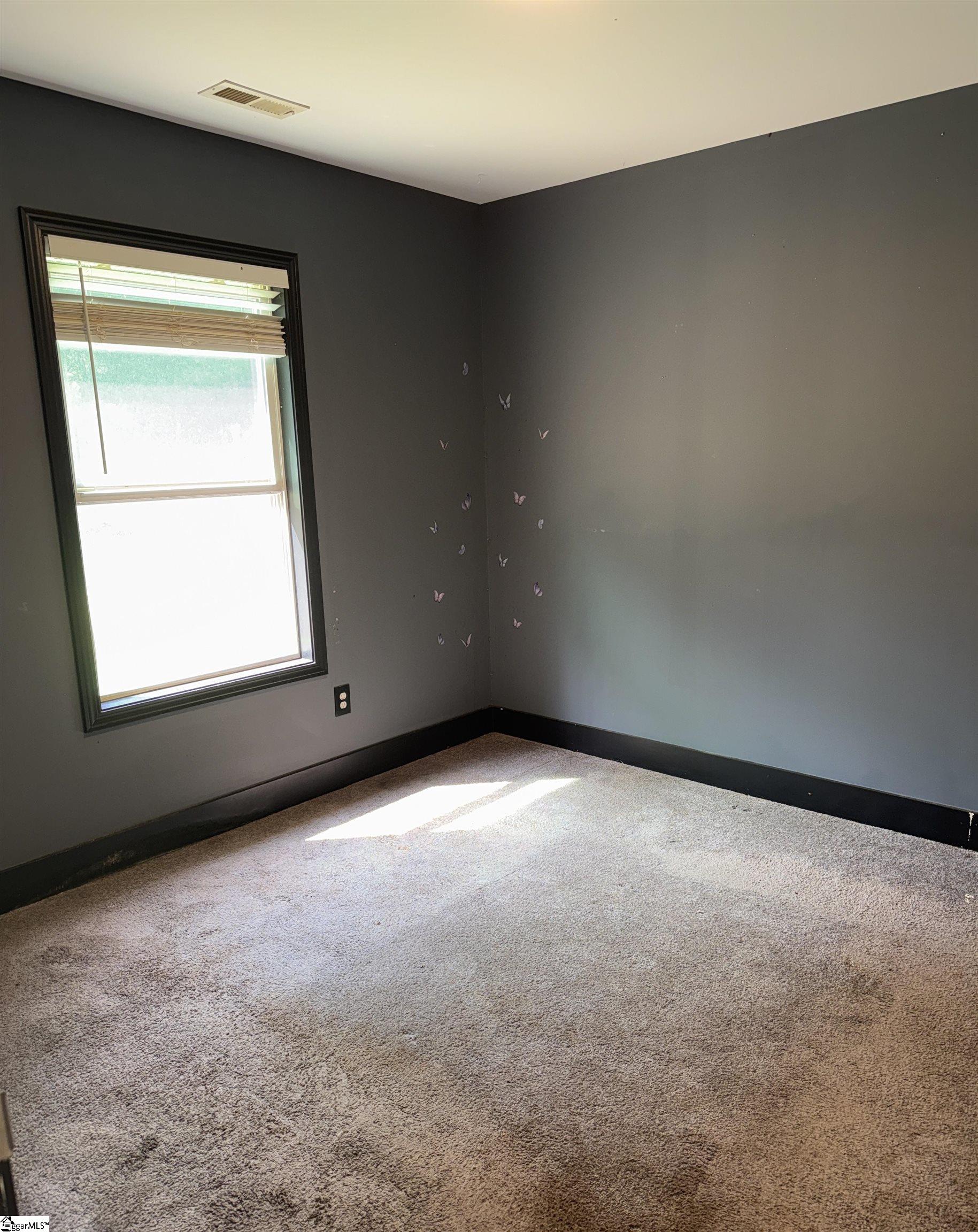 137 Miller Drive Spartanburg, SC 29301