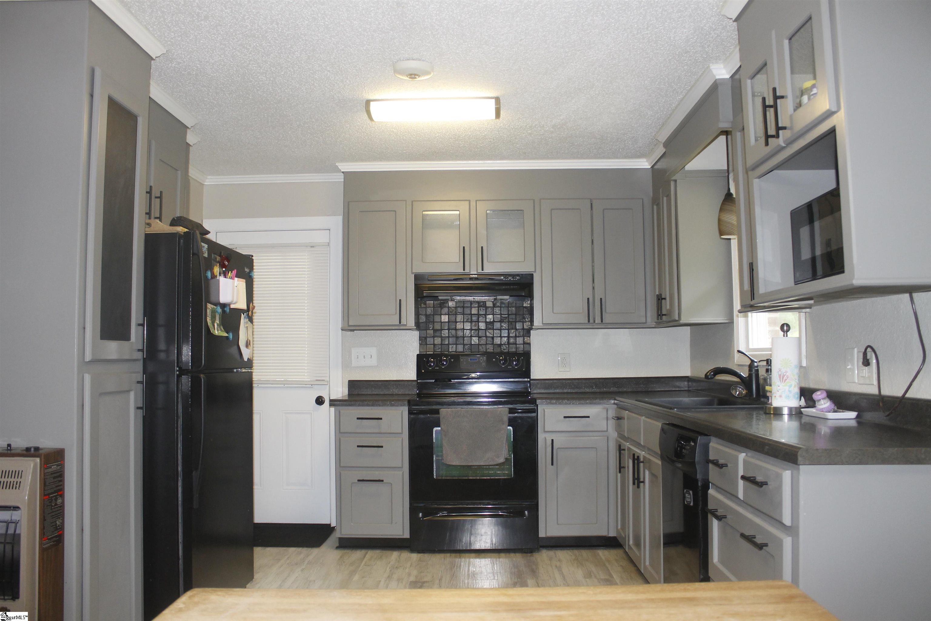 1117 Farrs Bridge Road Greenville, SC 29611-6609