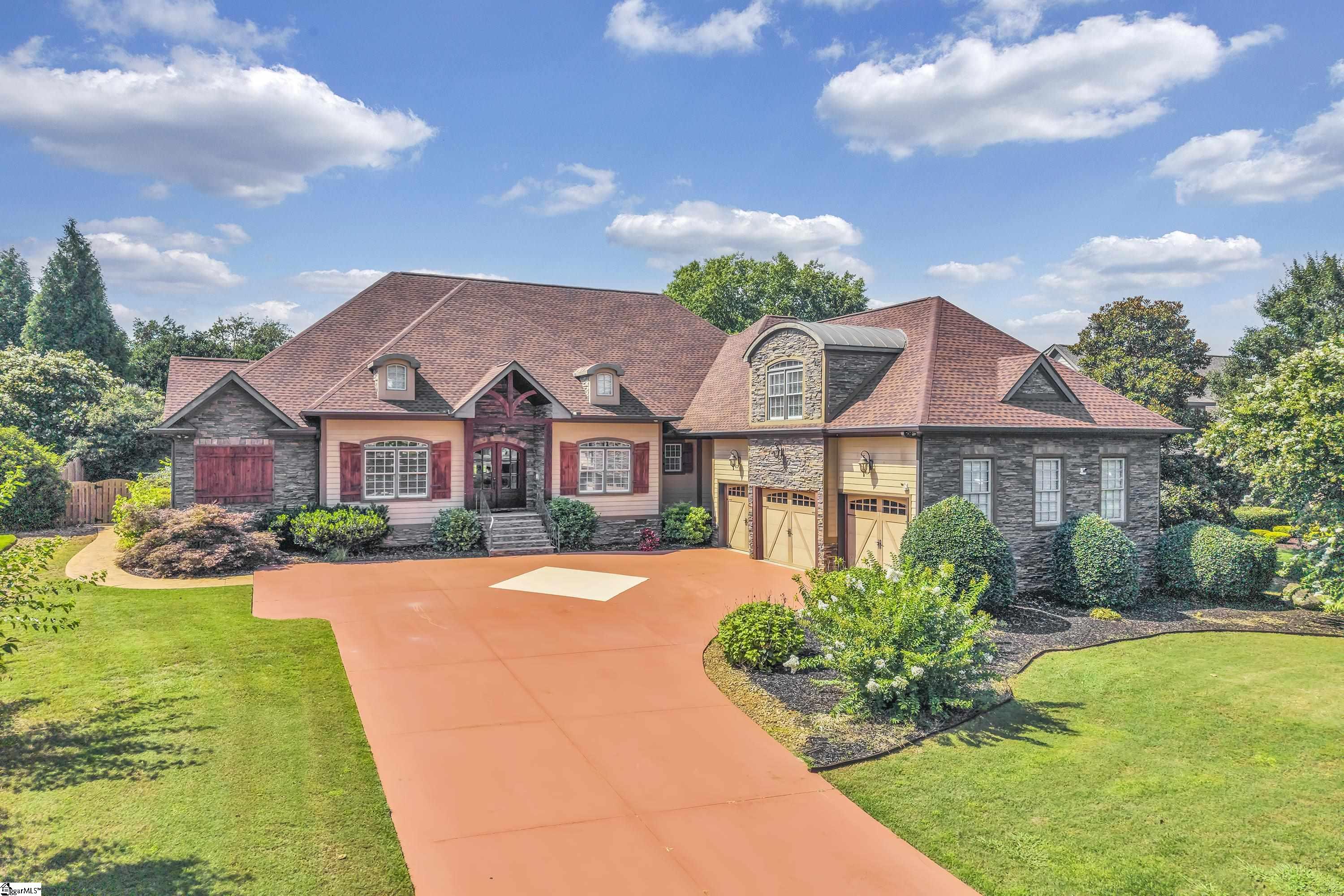 15 Fox Hunt Lane Greer, SC 29651