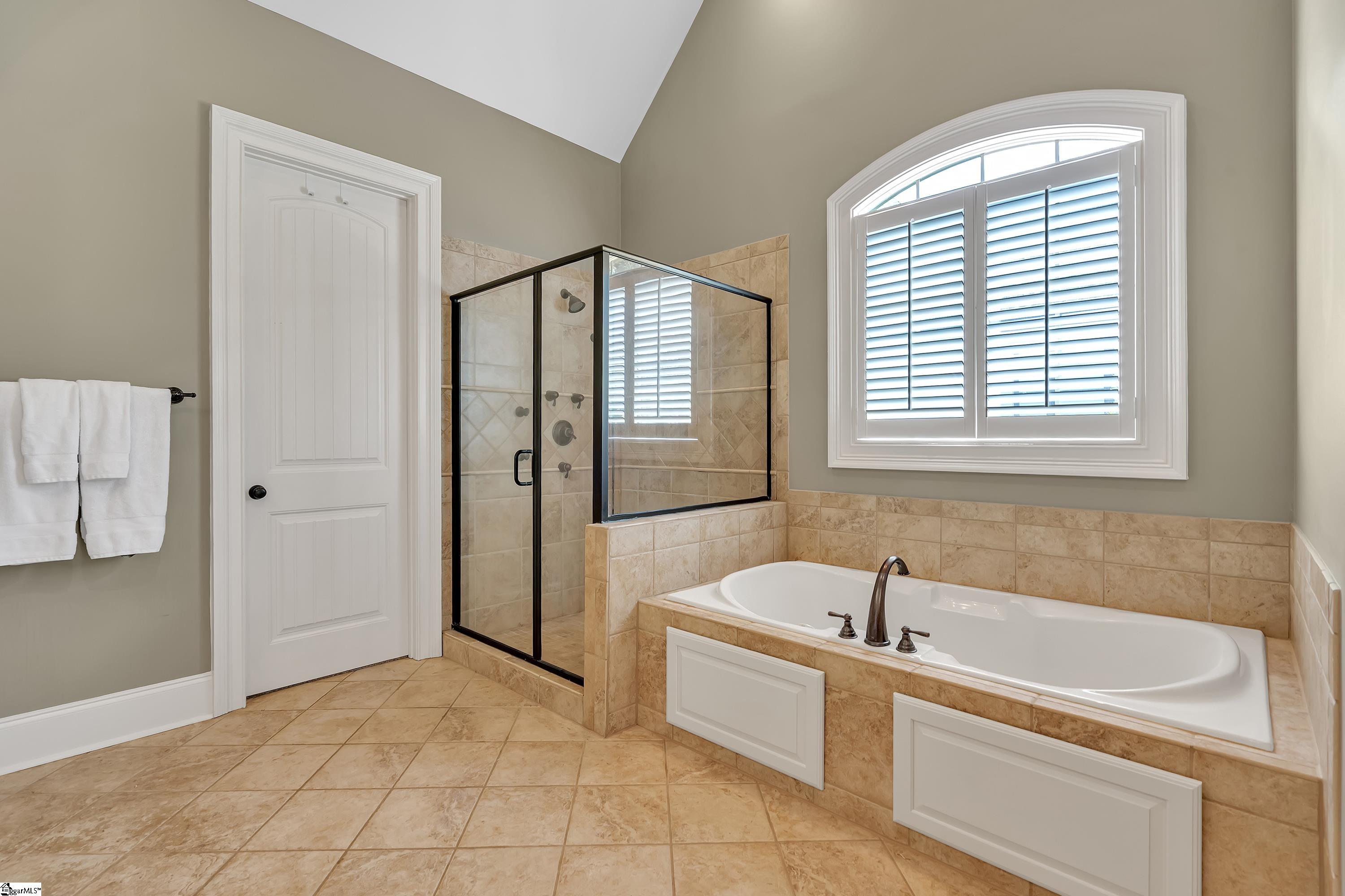 15 Fox Hunt Lane Greer, SC 29651