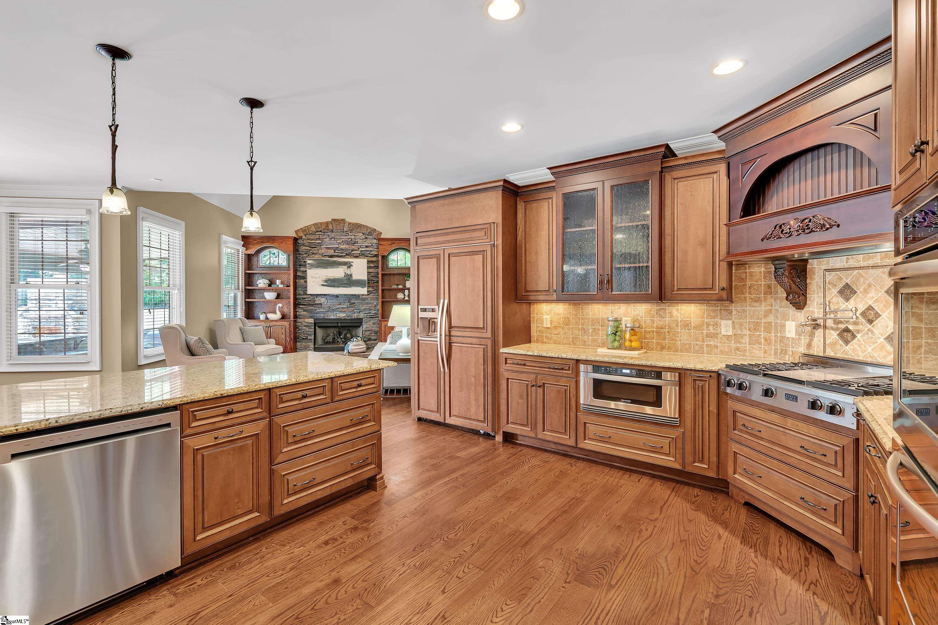 15 Fox Hunt Lane Greer, SC 29651