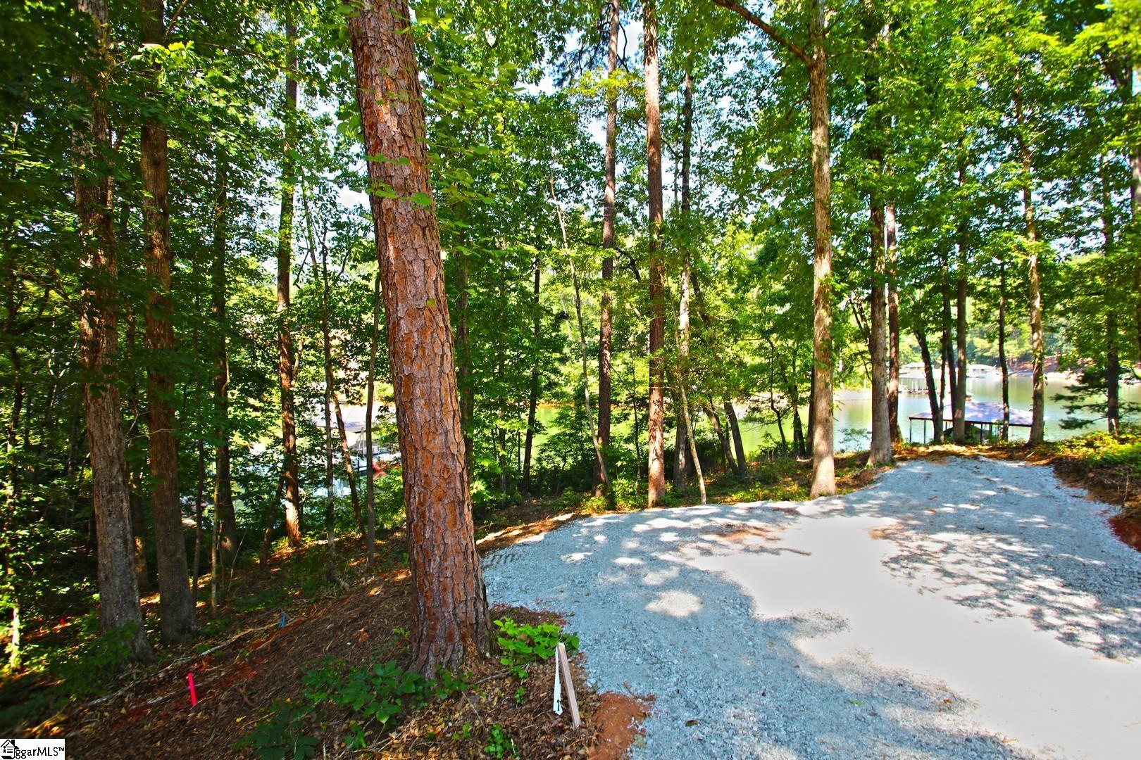 1359 Harbor Ridge Road Seneca, SC 29672