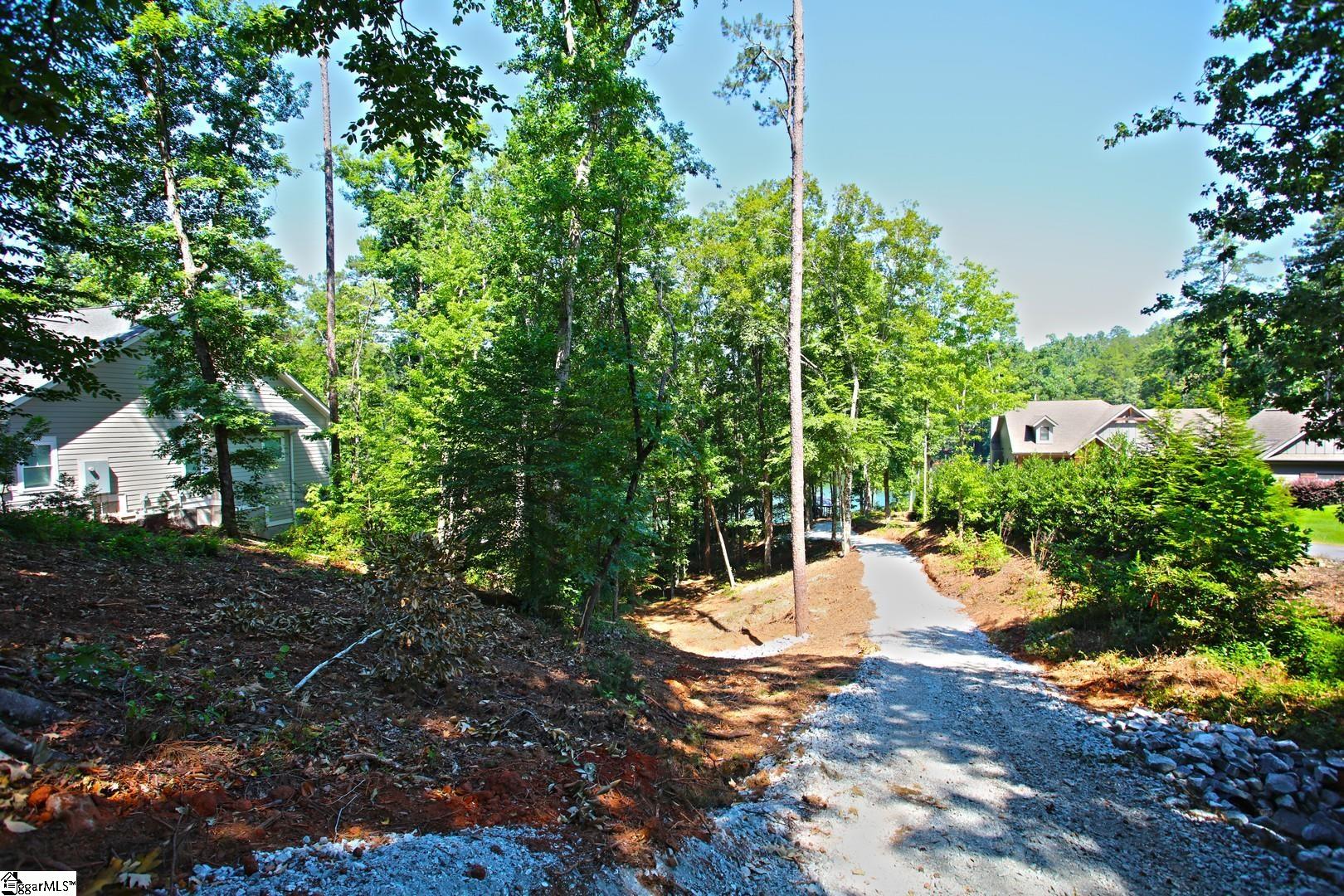 1359 Harbor Ridge Road Seneca, SC 29672