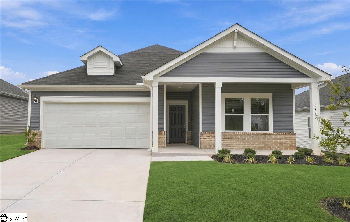 939 Rising Oak Court, Spartanburg SC 29301