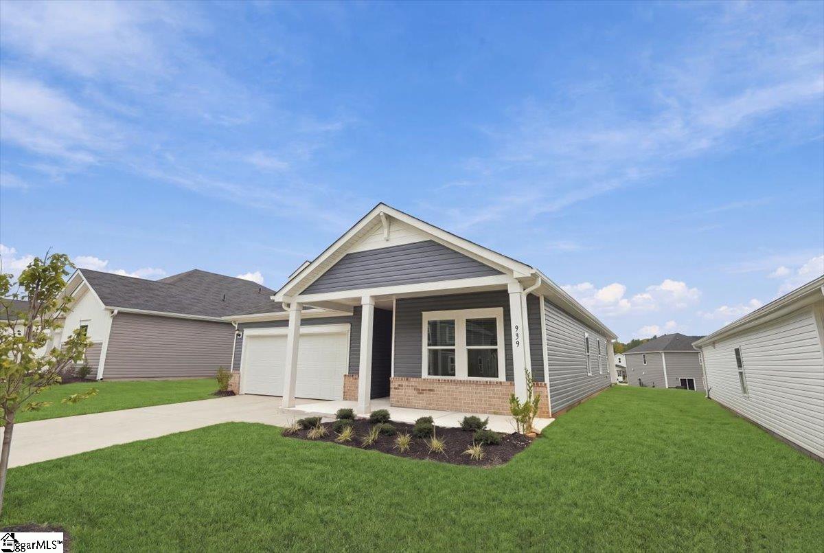 939 Rising Oak Court, Spartanburg SC 29301