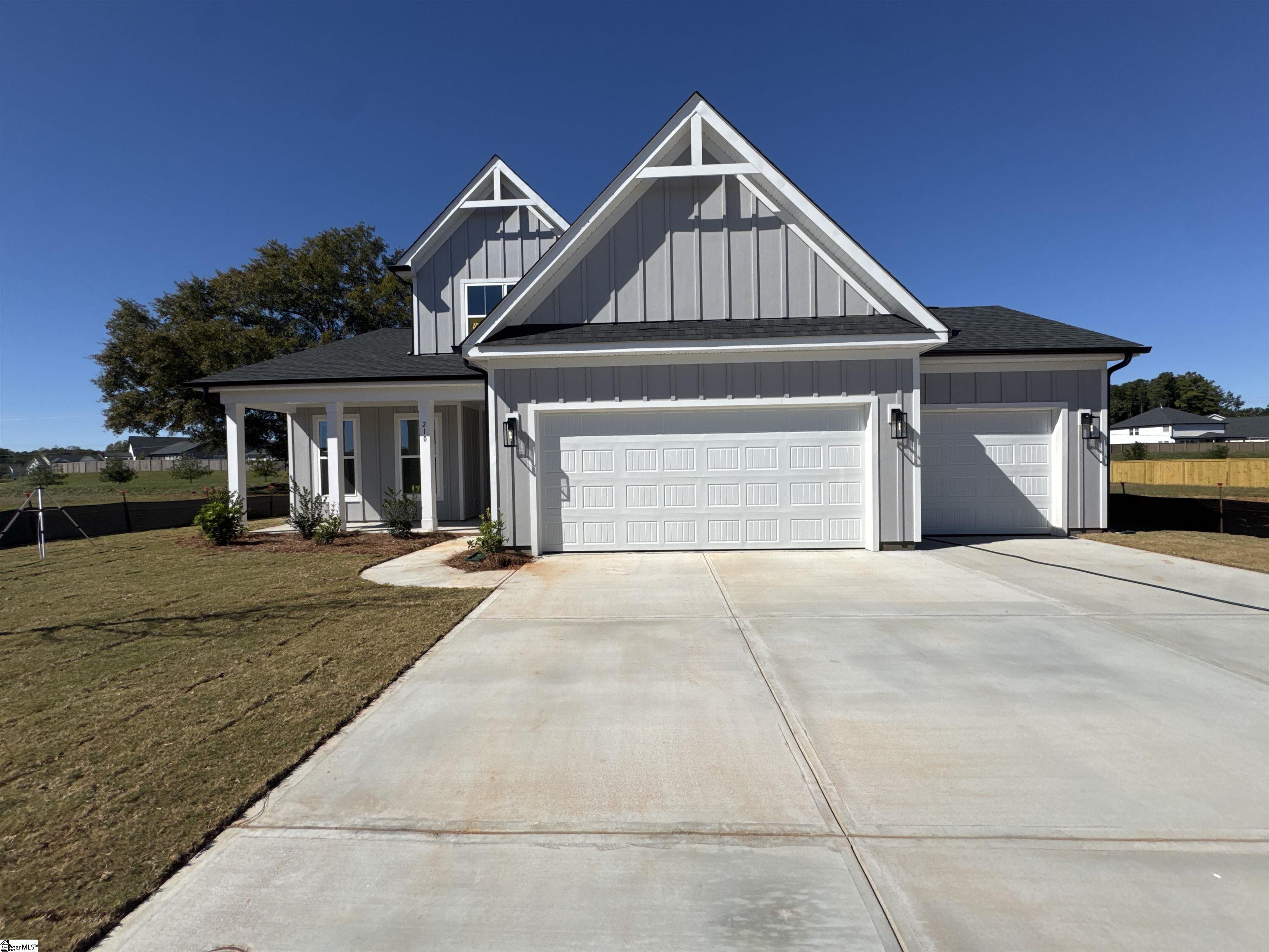 Single family home for sale at 210 Kayfield Farms Dr, Anderson, SC 29621 | MLS# 1598054