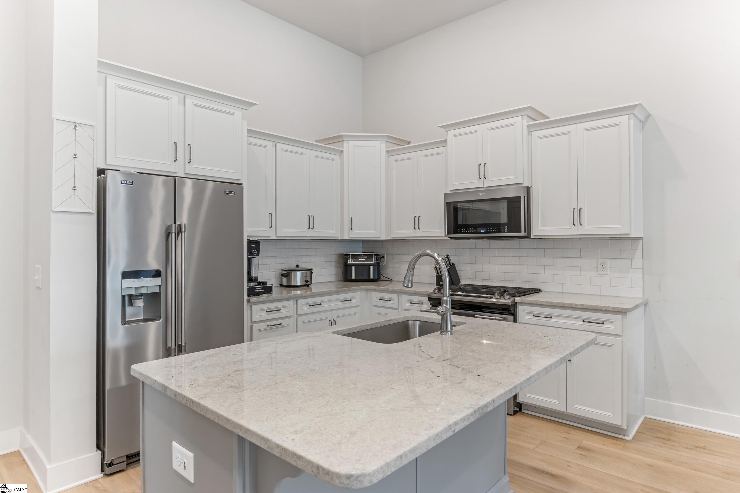 221 Woodhouse Way Greenville, SC 29605