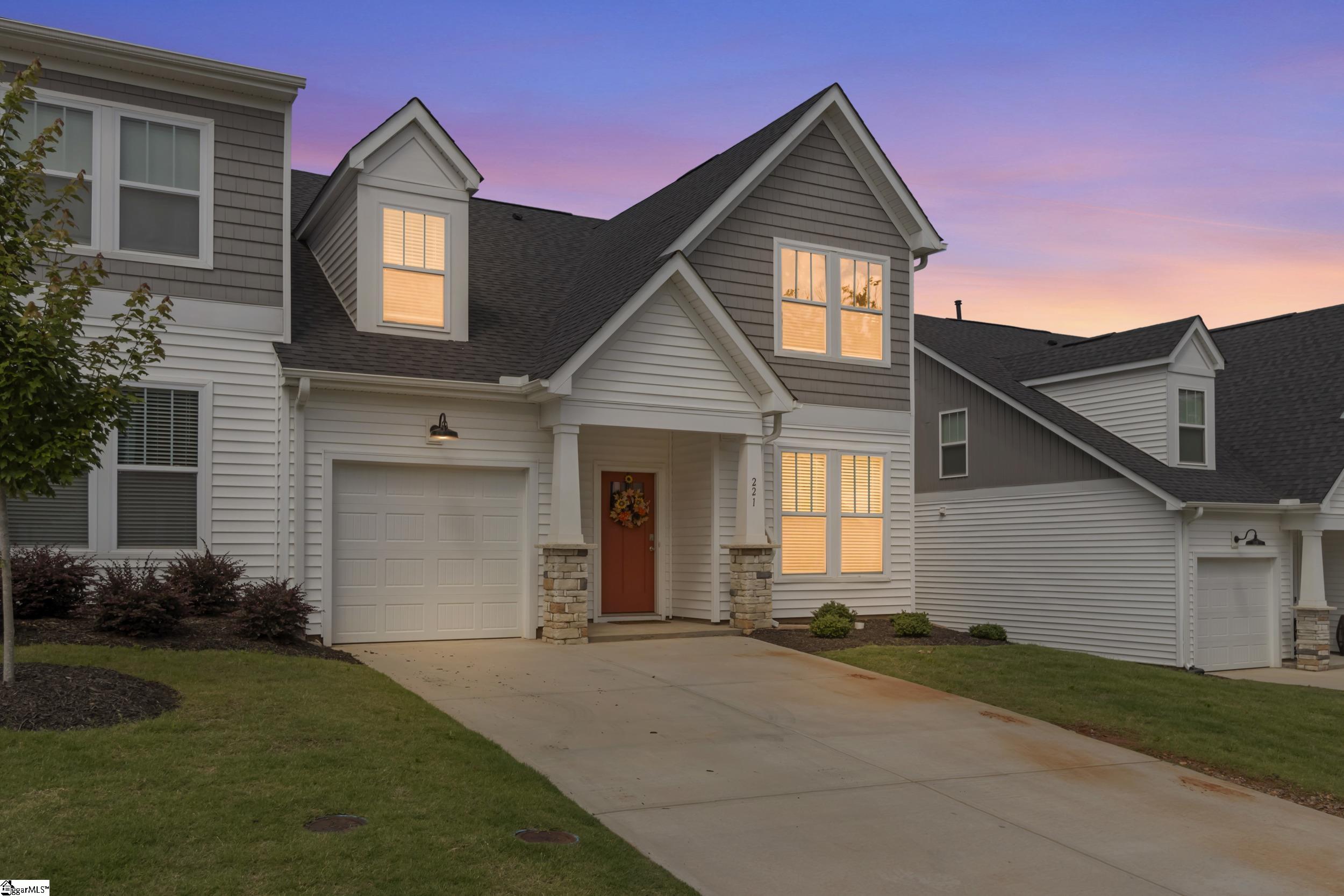 221 Woodhouse Way Greenville, SC 29605