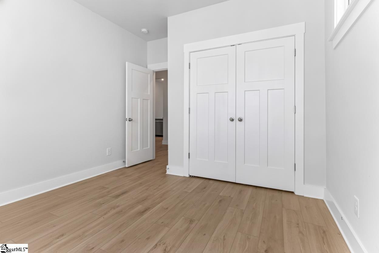221 Woodhouse Way Greenville, SC 29605