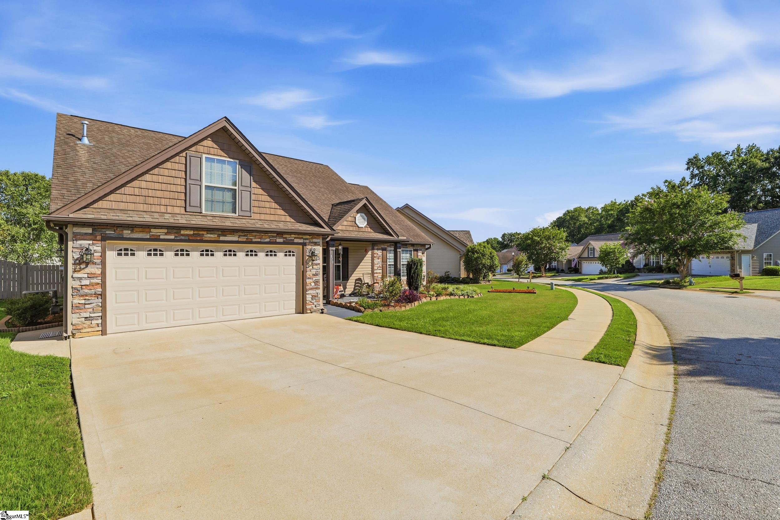 870 Vandenburg Drive Boiling Springs, SC 29316