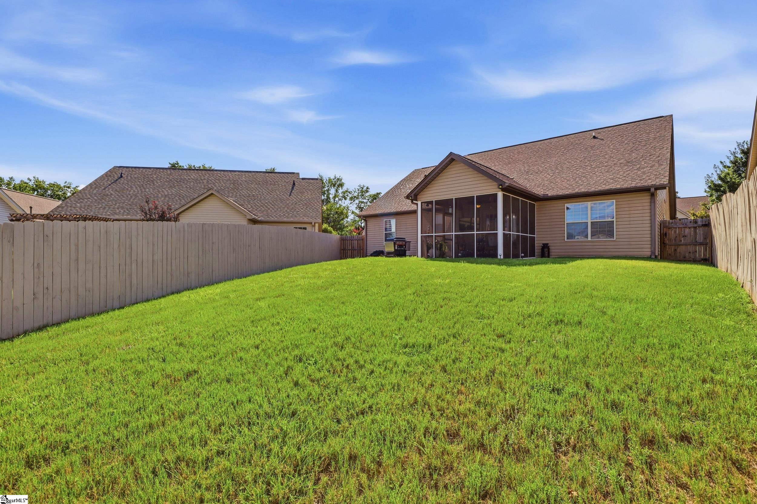 870 Vandenburg Drive Boiling Springs, SC 29316