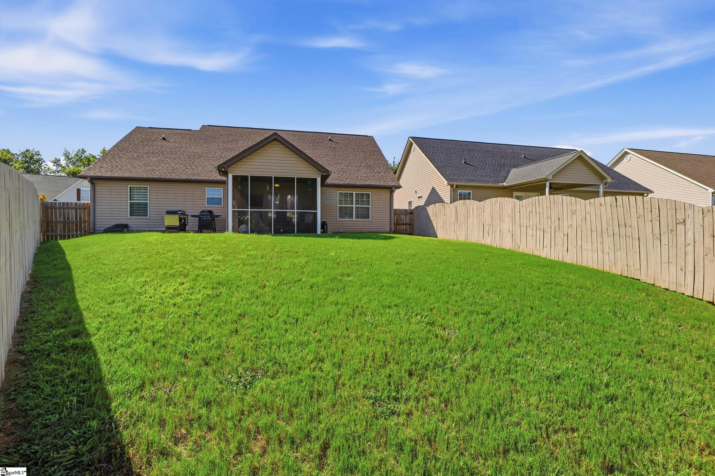 870 Vandenburg Drive Boiling Springs, SC 29316