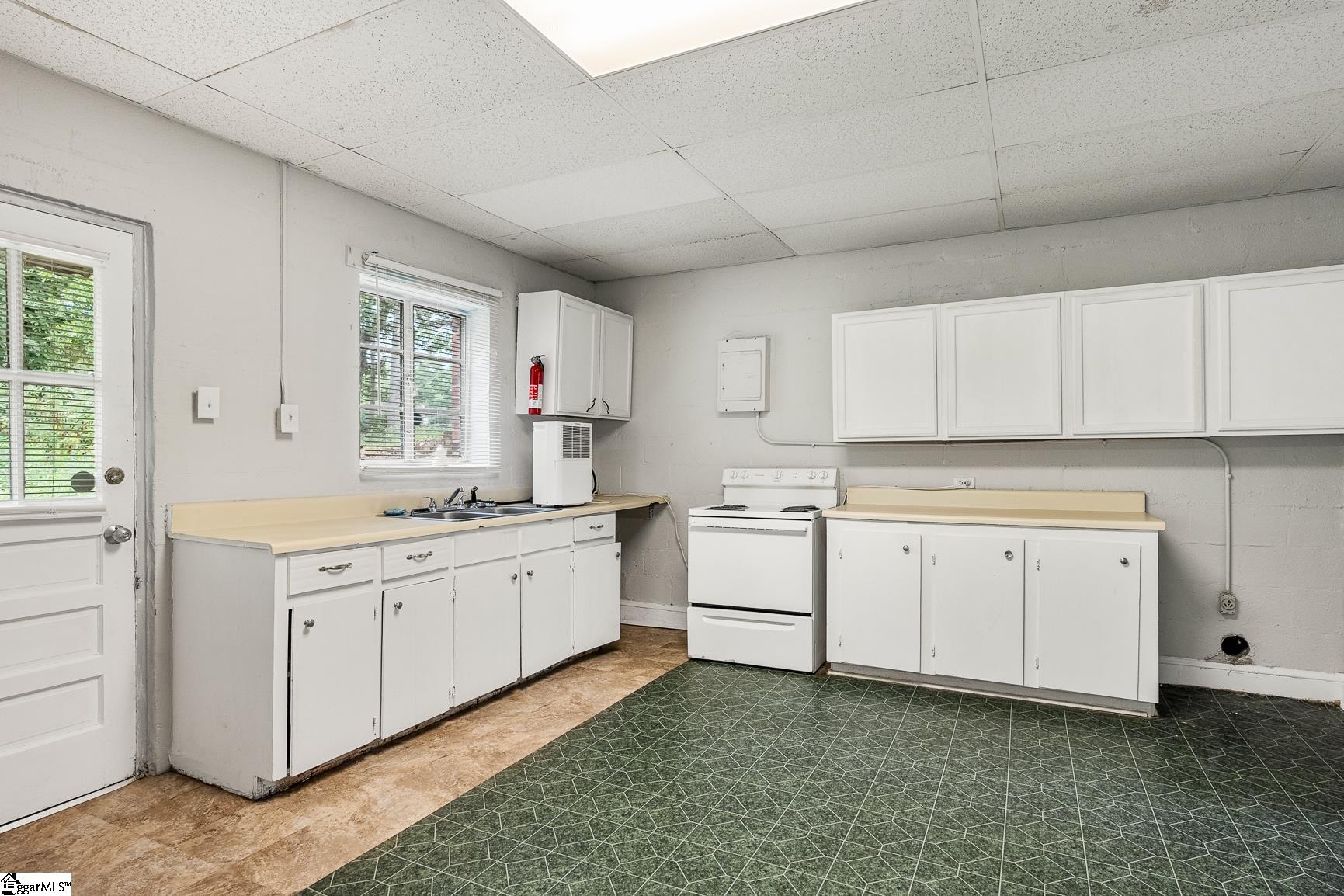 7 Edgewood Drive Ware Shoals, SC 29692