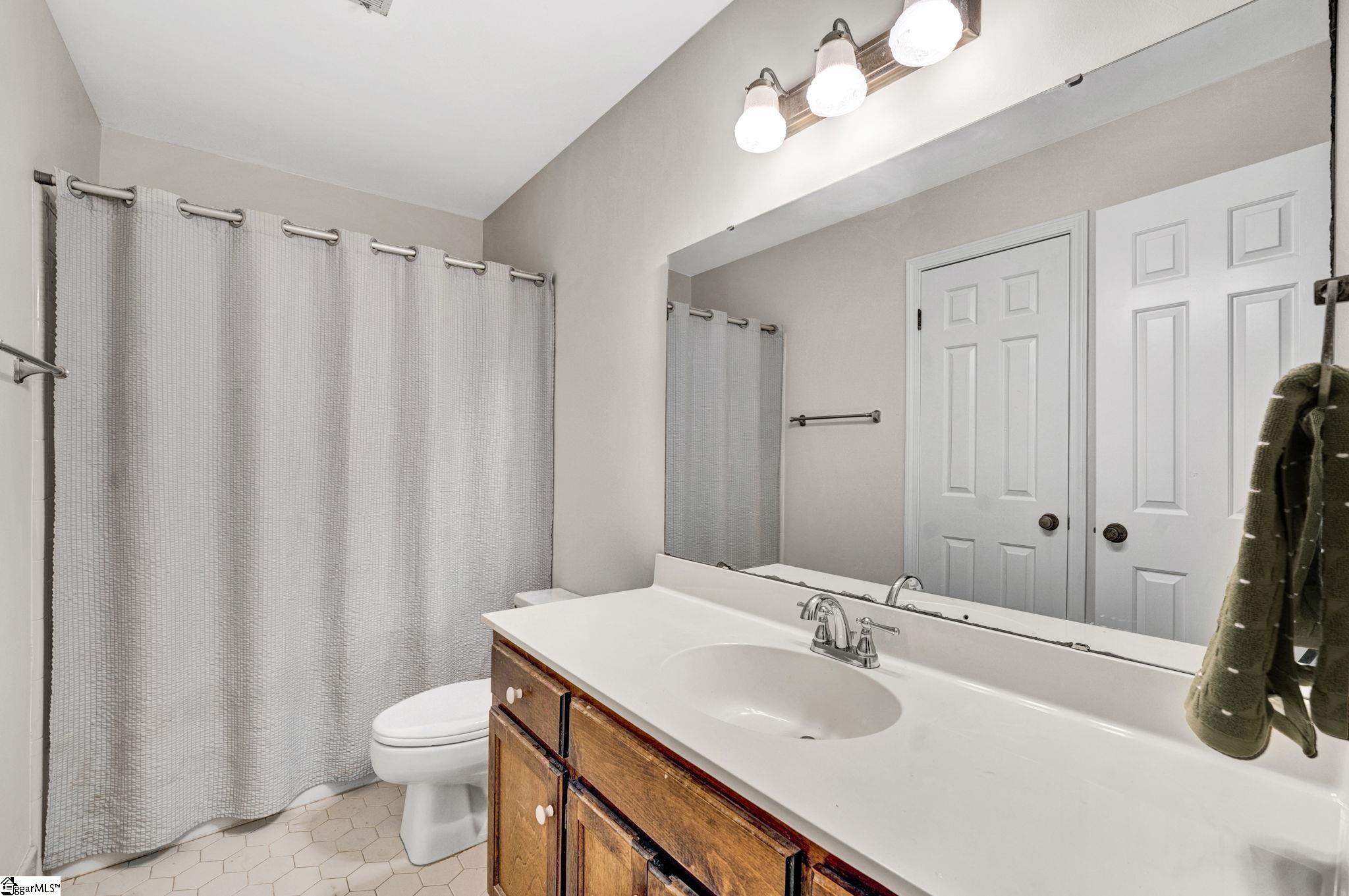 105 Summer Creek Court Greer, SC 29650
