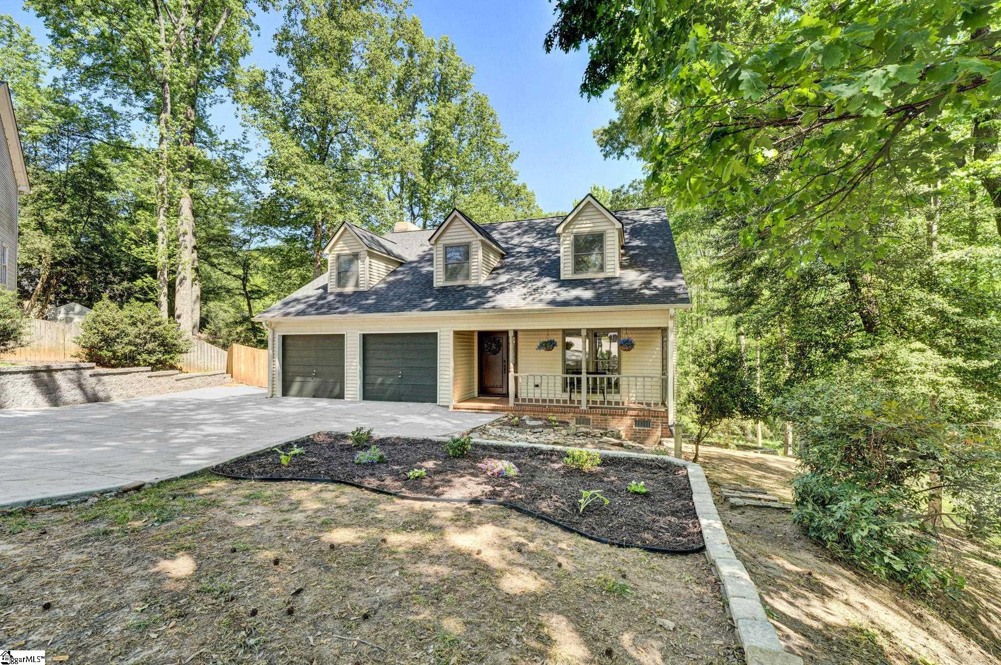 105 Summer Creek Court Greer, SC 29650