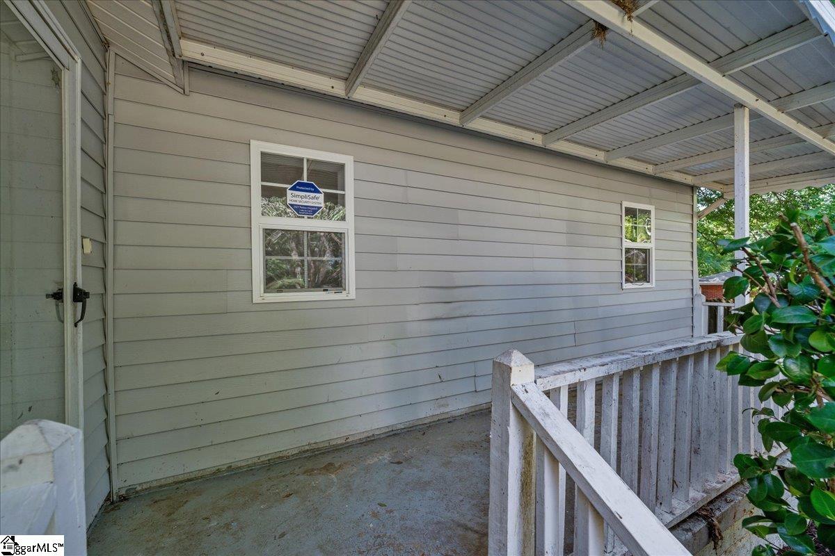 102 Rasor Drive Greenville, SC 29617