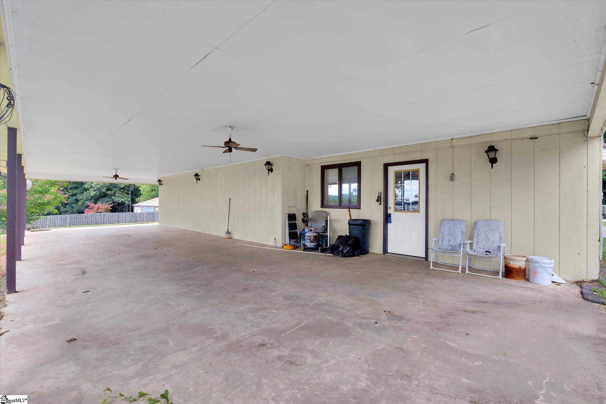 231 Lakeshore Drive Fair Play, SC 29643