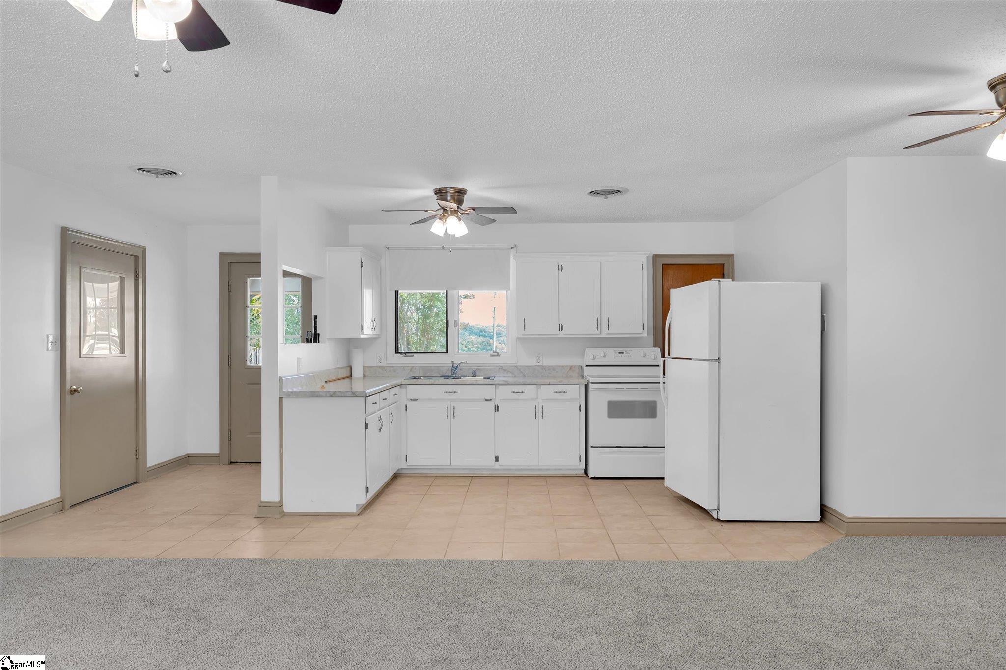 231 Lakeshore Drive Fair Play, SC 29643