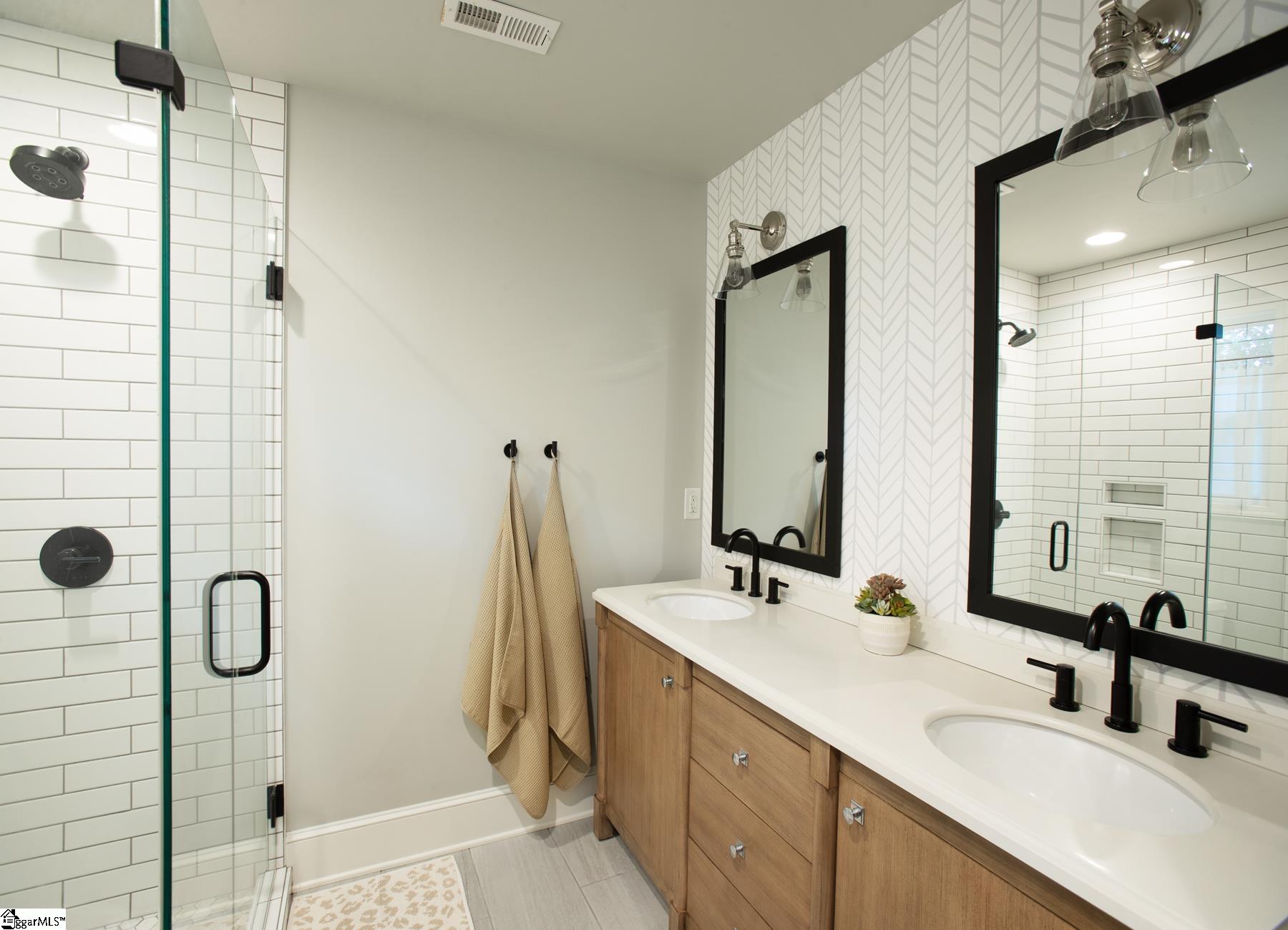 17 Campbell Street Greenville, SC 29607