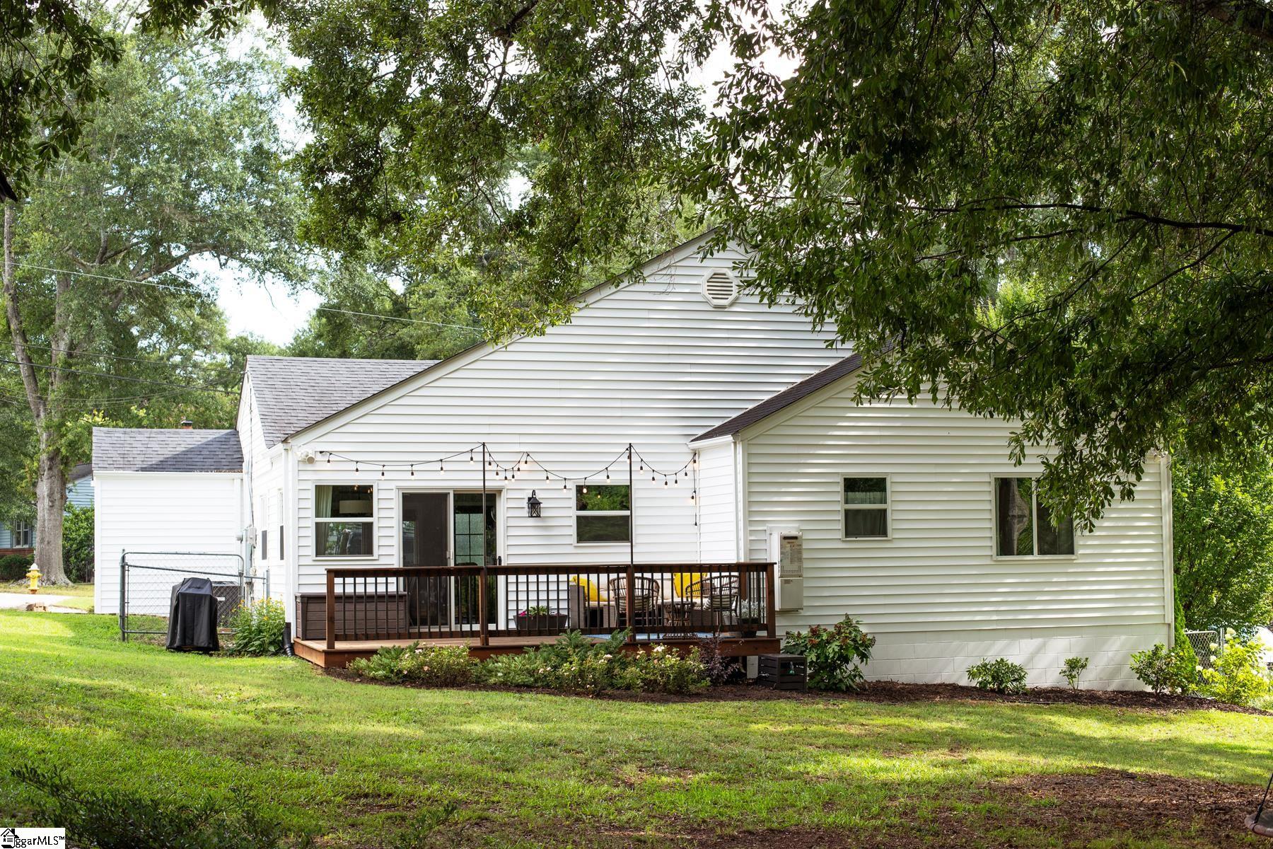 17 Campbell Street Greenville, SC 29607