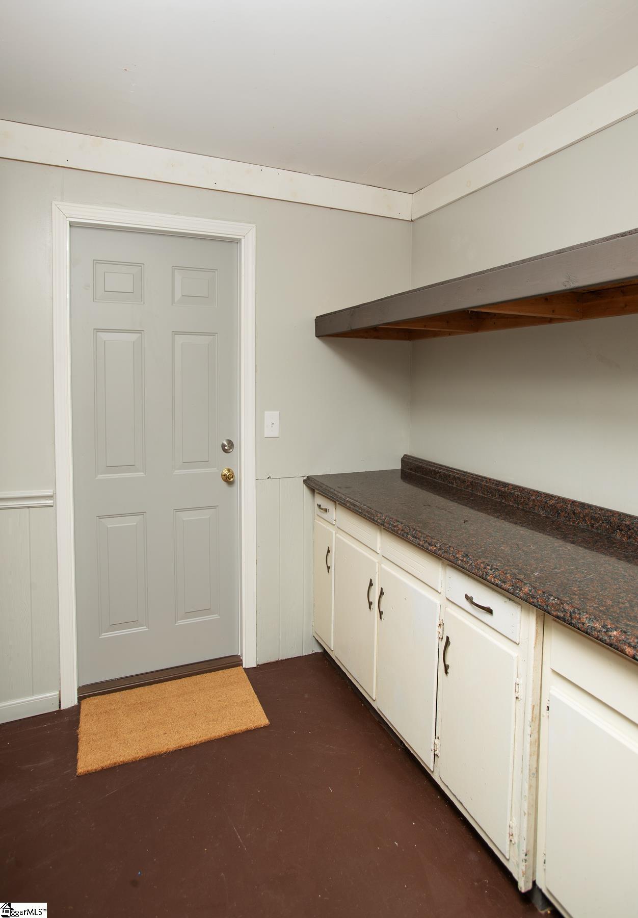 17 Campbell Street Greenville, SC 29607