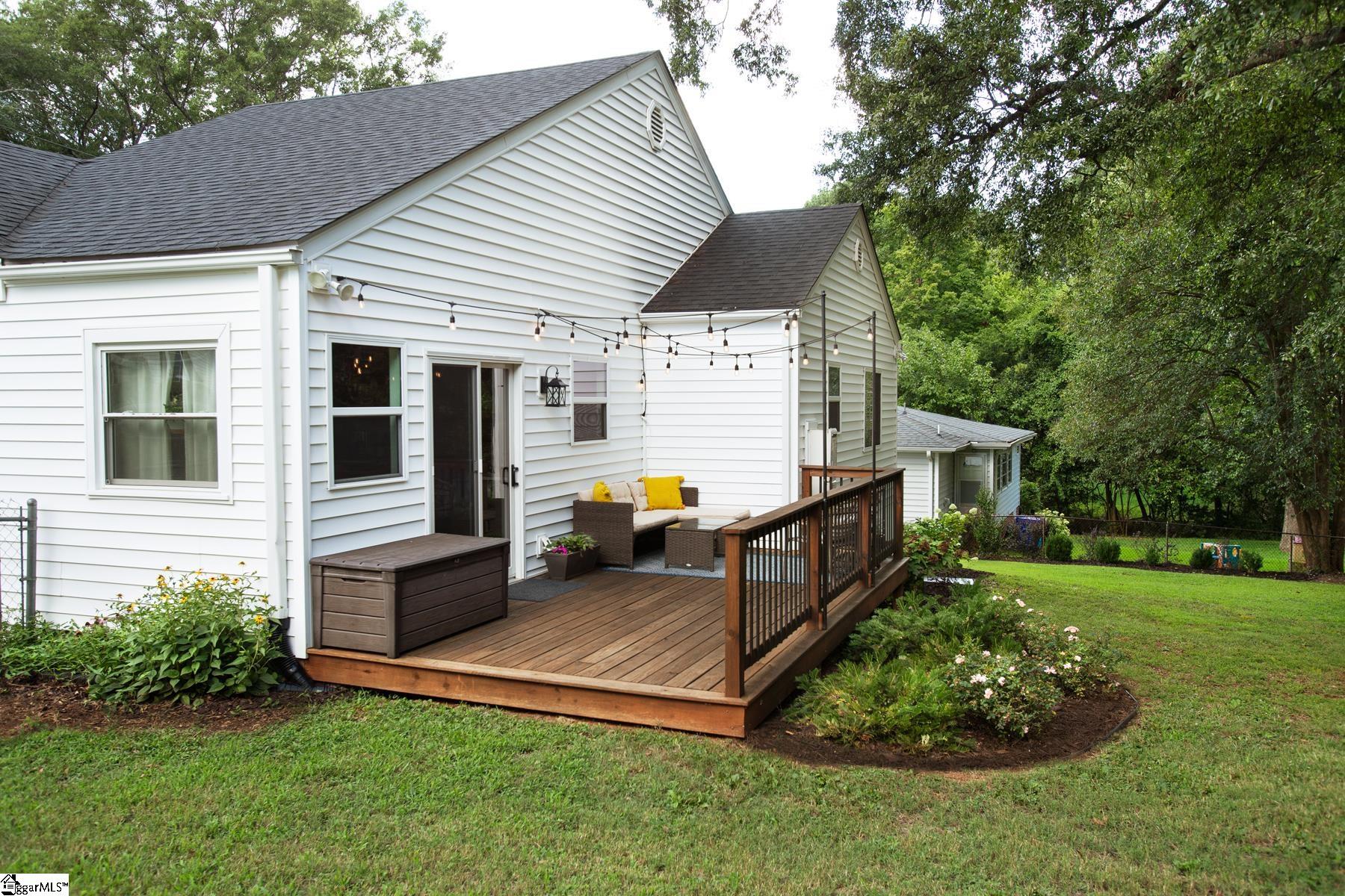 17 Campbell Street Greenville, SC 29607