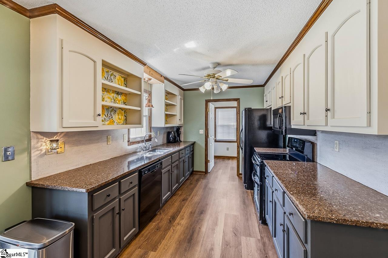 7 Ashley Lane Taylors, SC 29687