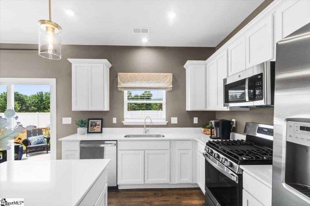 307 Abingdon Way Greer, SC 29651