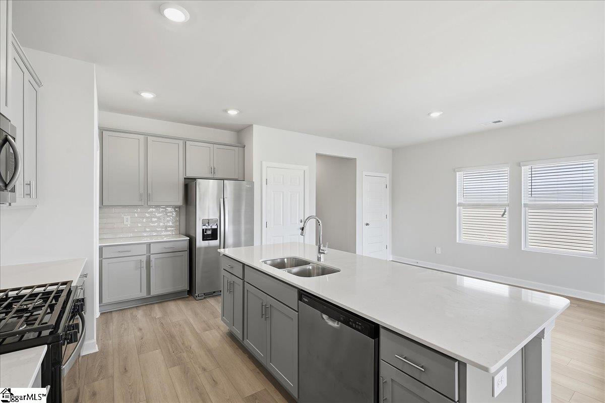143 Bechler Drive Gray Court, SC 29645