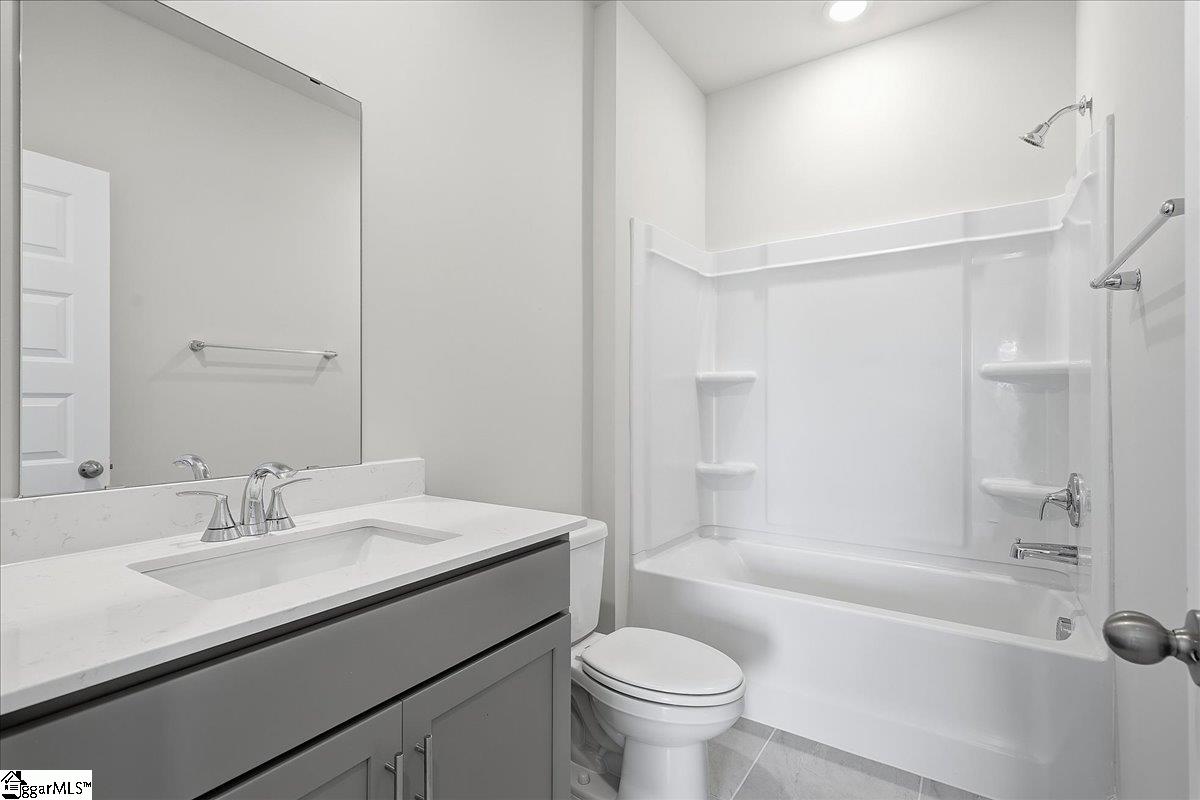 143 Bechler Drive Gray Court, SC 29645