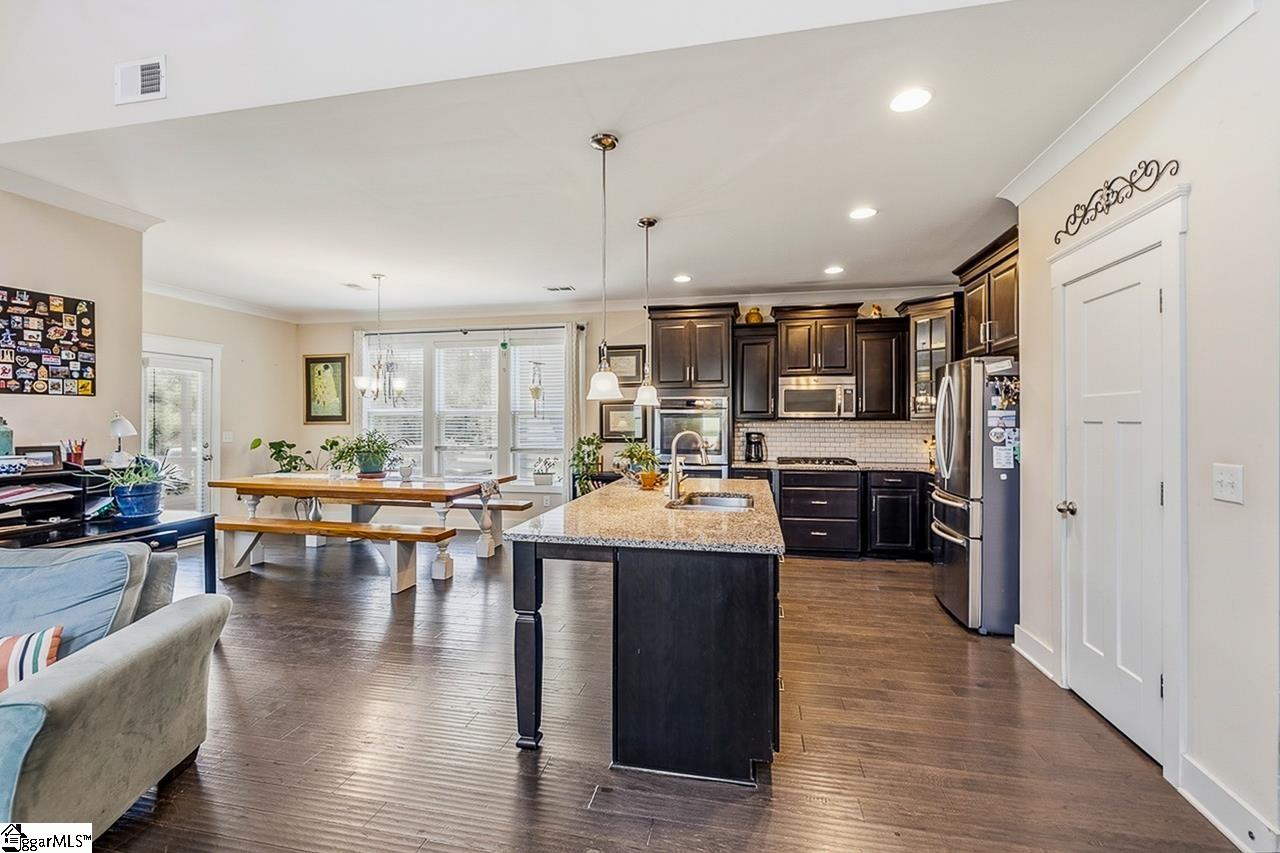 731 Rose Penny Lane Spartanburg, SC 29301