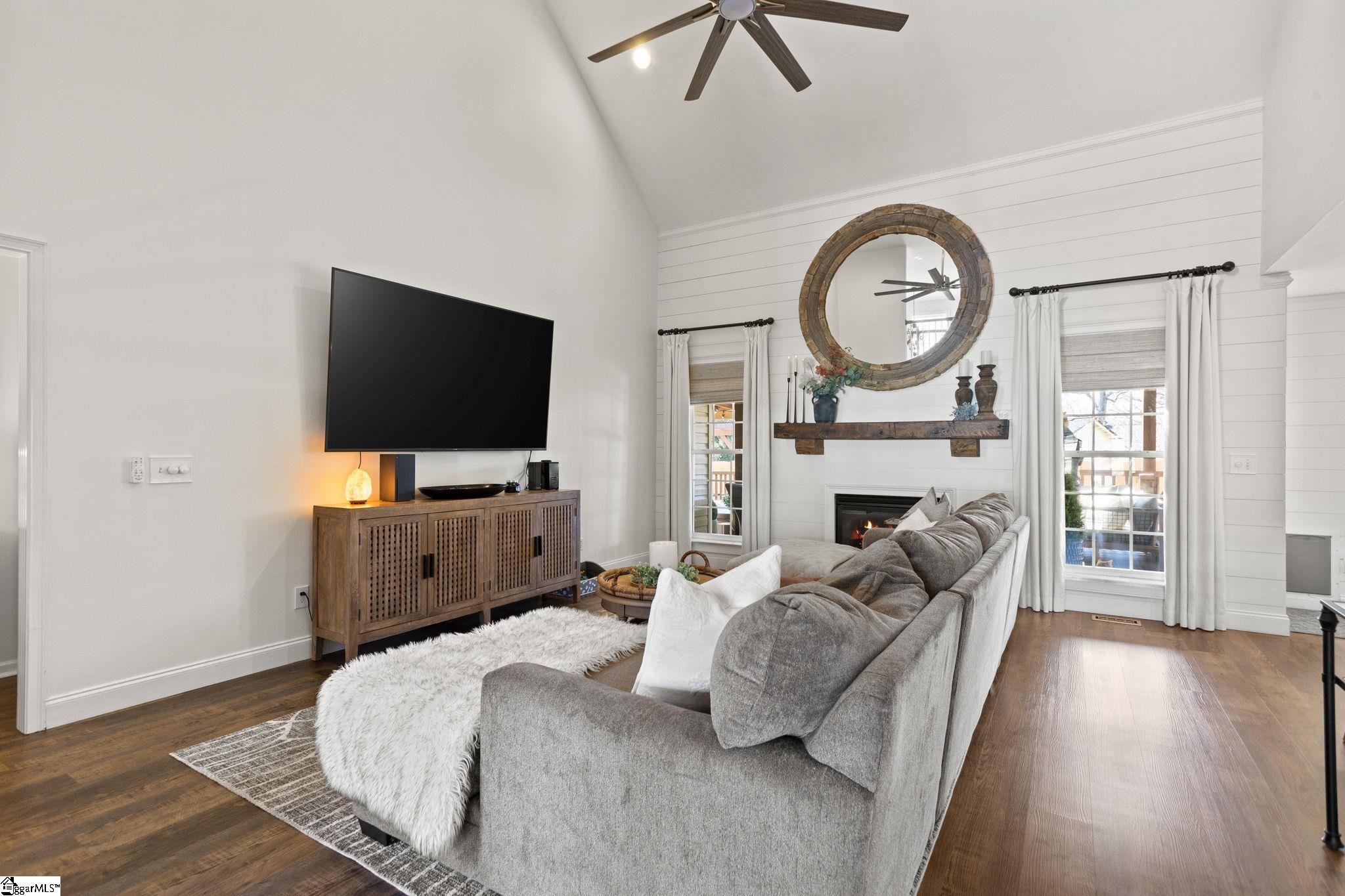 116A Ridge Road Greenville, SC 29607
