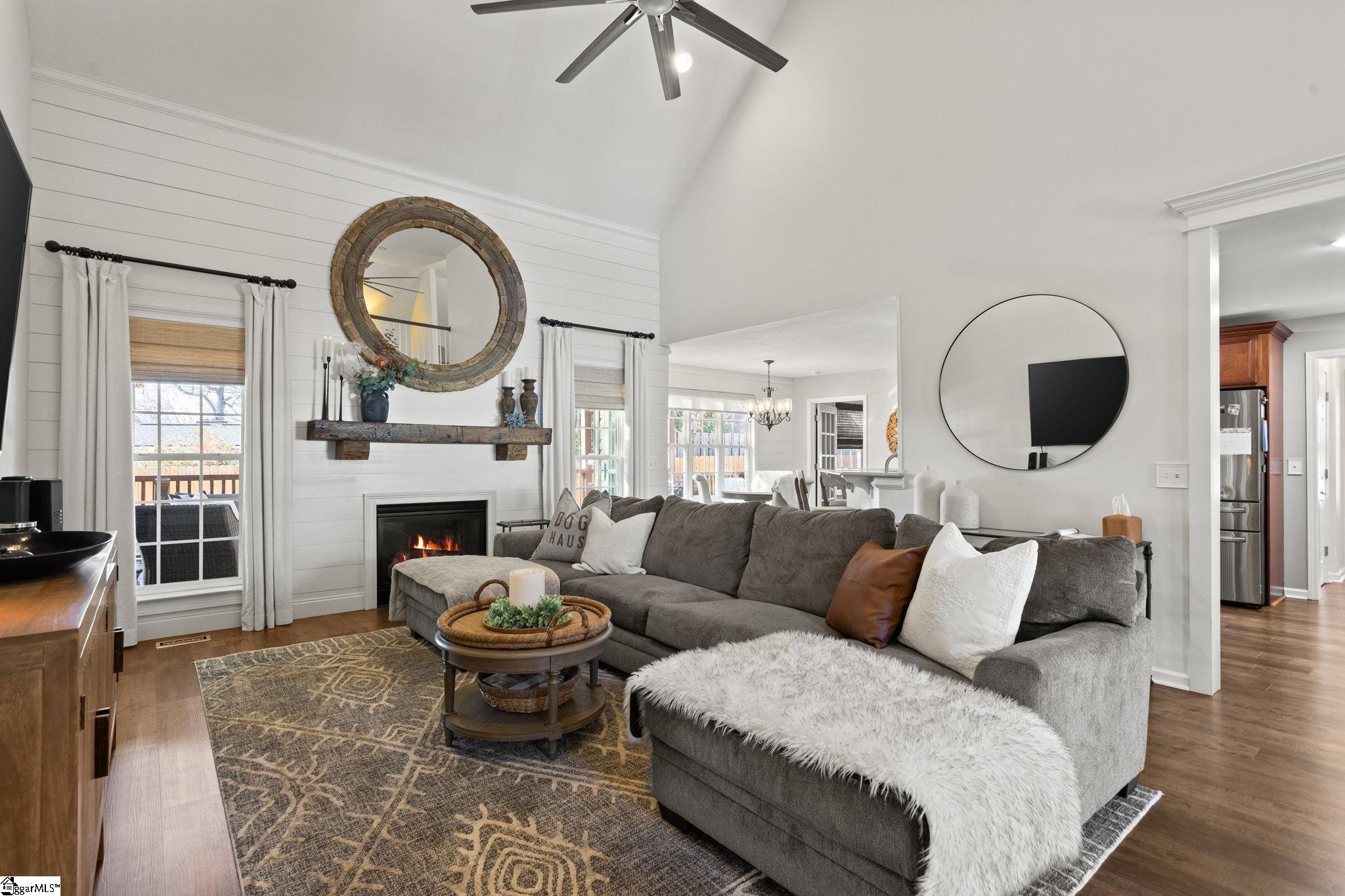 116A Ridge Road Greenville, SC 29607