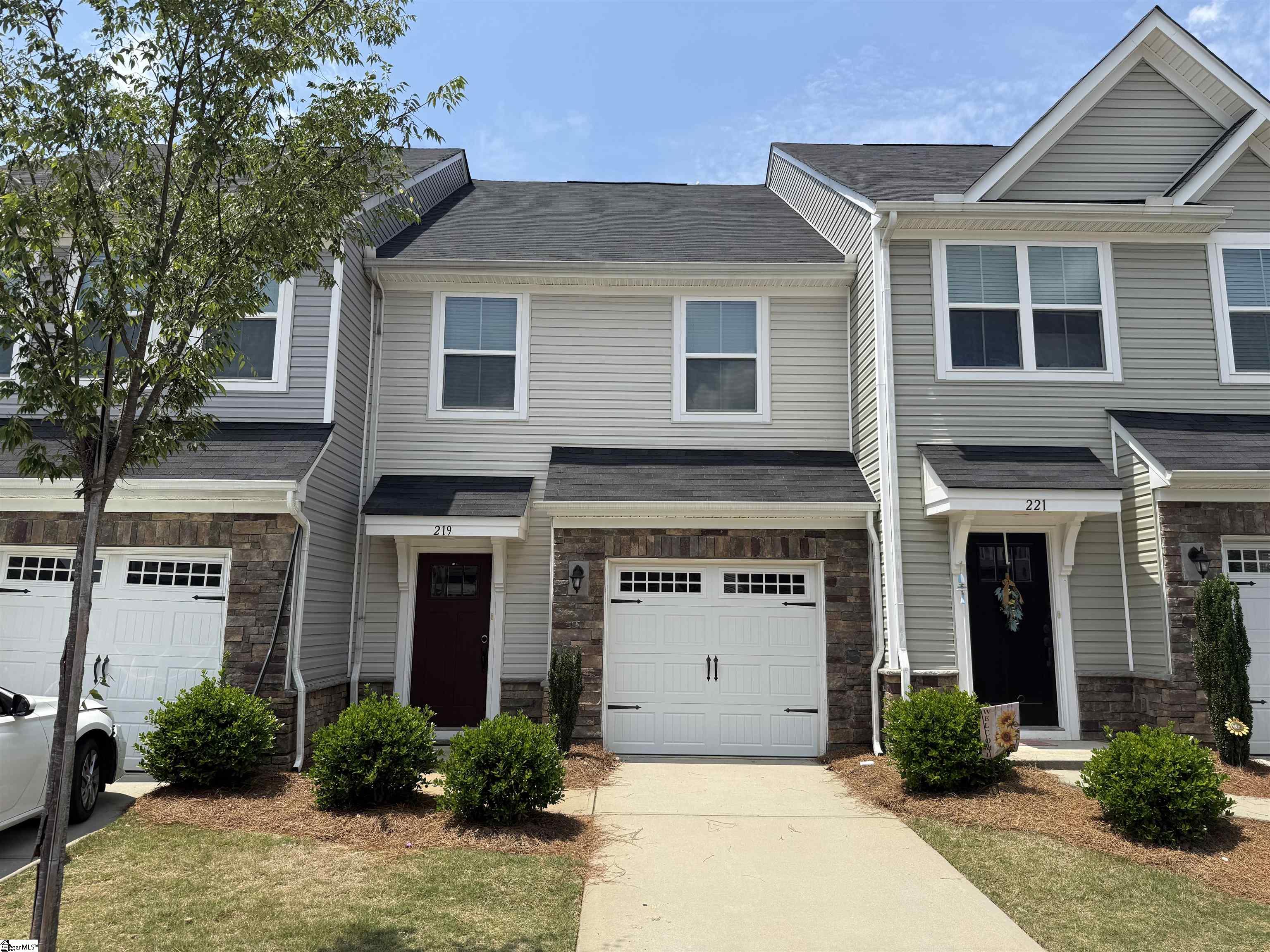 105 Hipps Crossing Drive Simpsonville, SC 29680