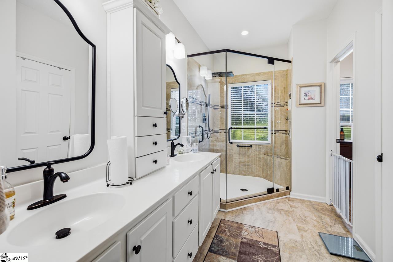 4 Catbriar Court Simpsonville, SC 29680