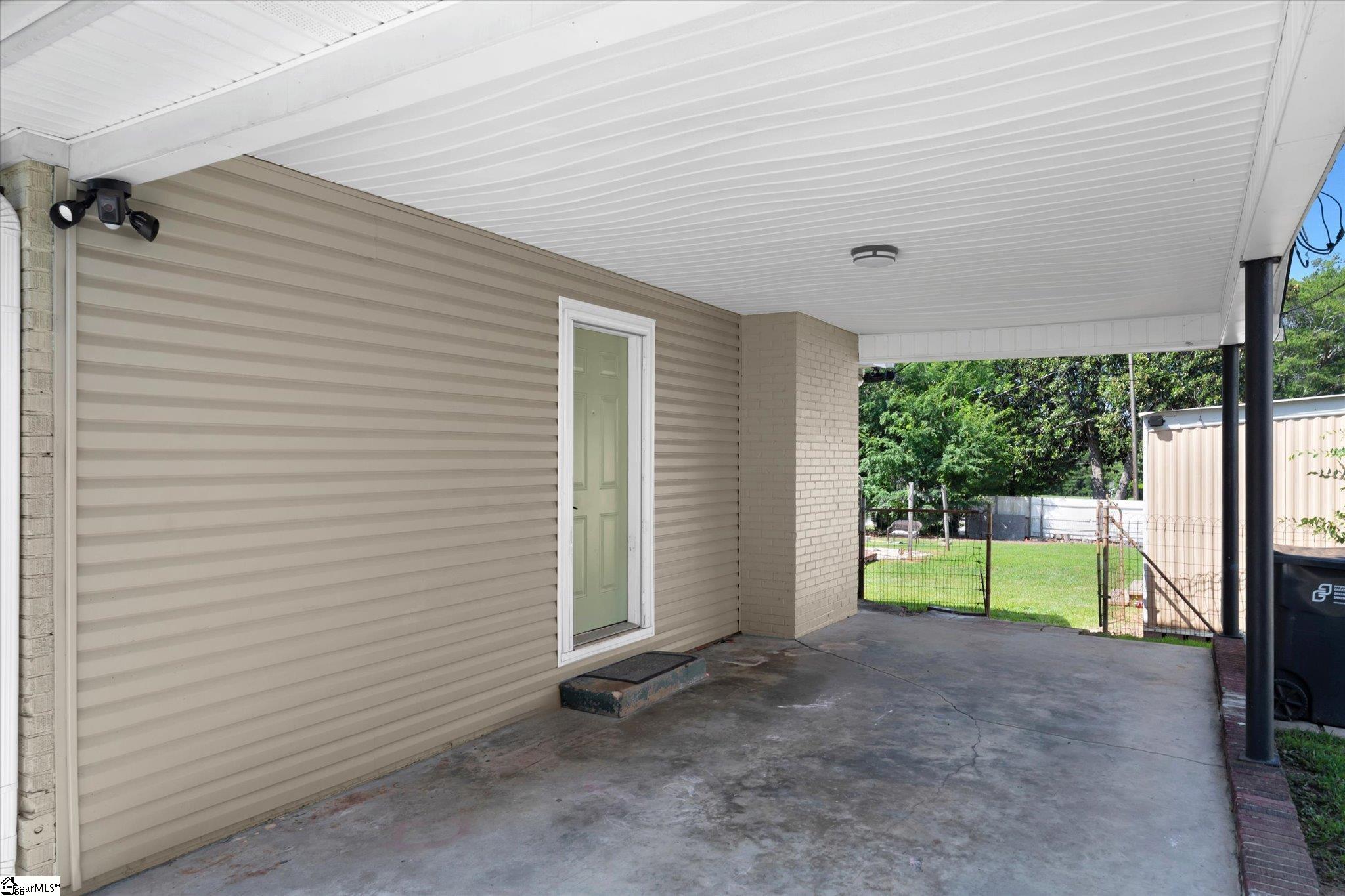 305 Pine Knoll Drive Greenville, SC 29609