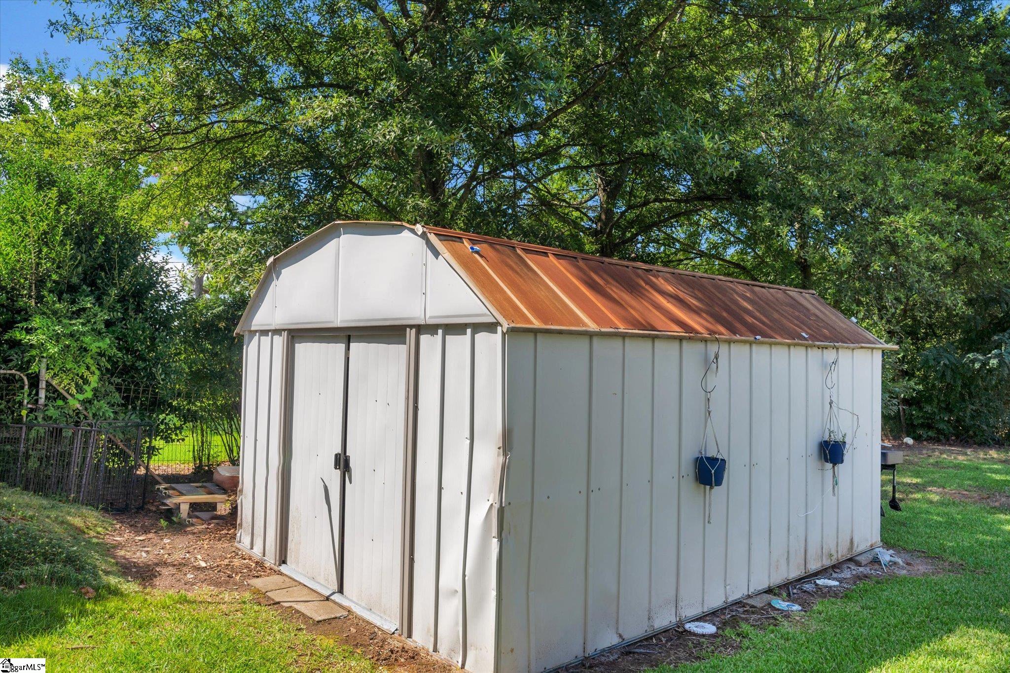305 Pine Knoll Drive Greenville, SC 29609