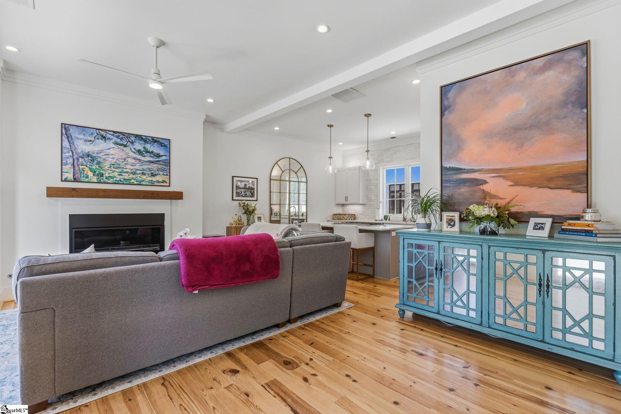 24 Claussen Avenue Greenville, SC 29601-3848