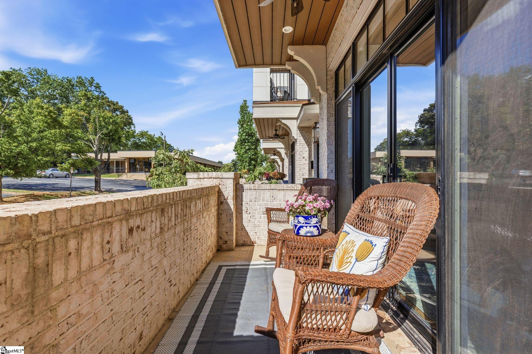 24 Claussen Avenue Greenville, SC 29601-3848