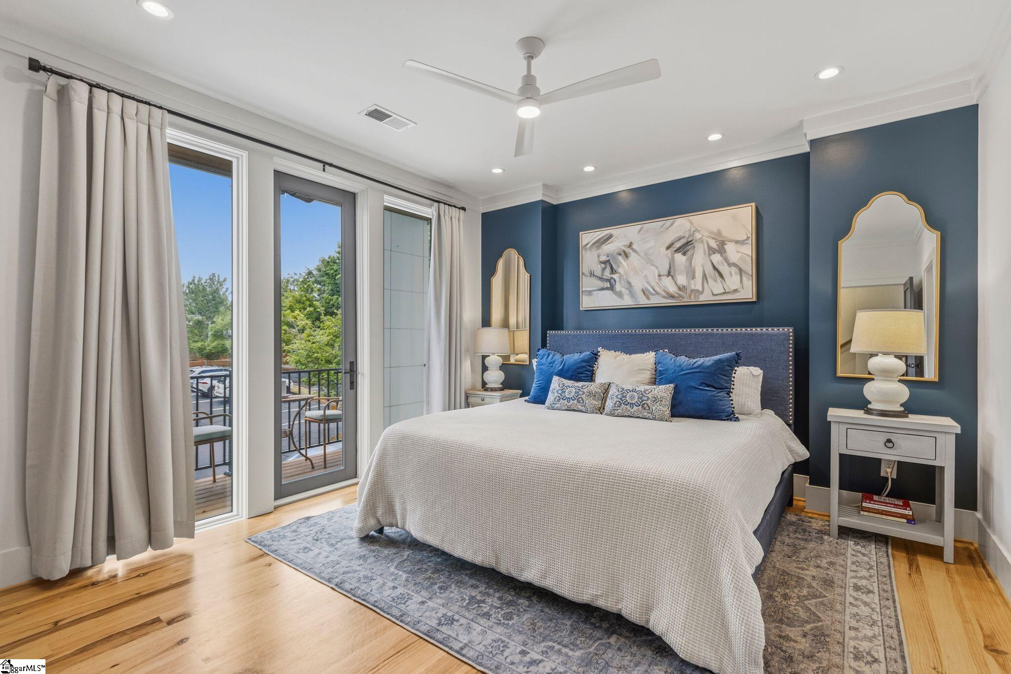 24 Claussen Avenue Greenville, SC 29601-3848