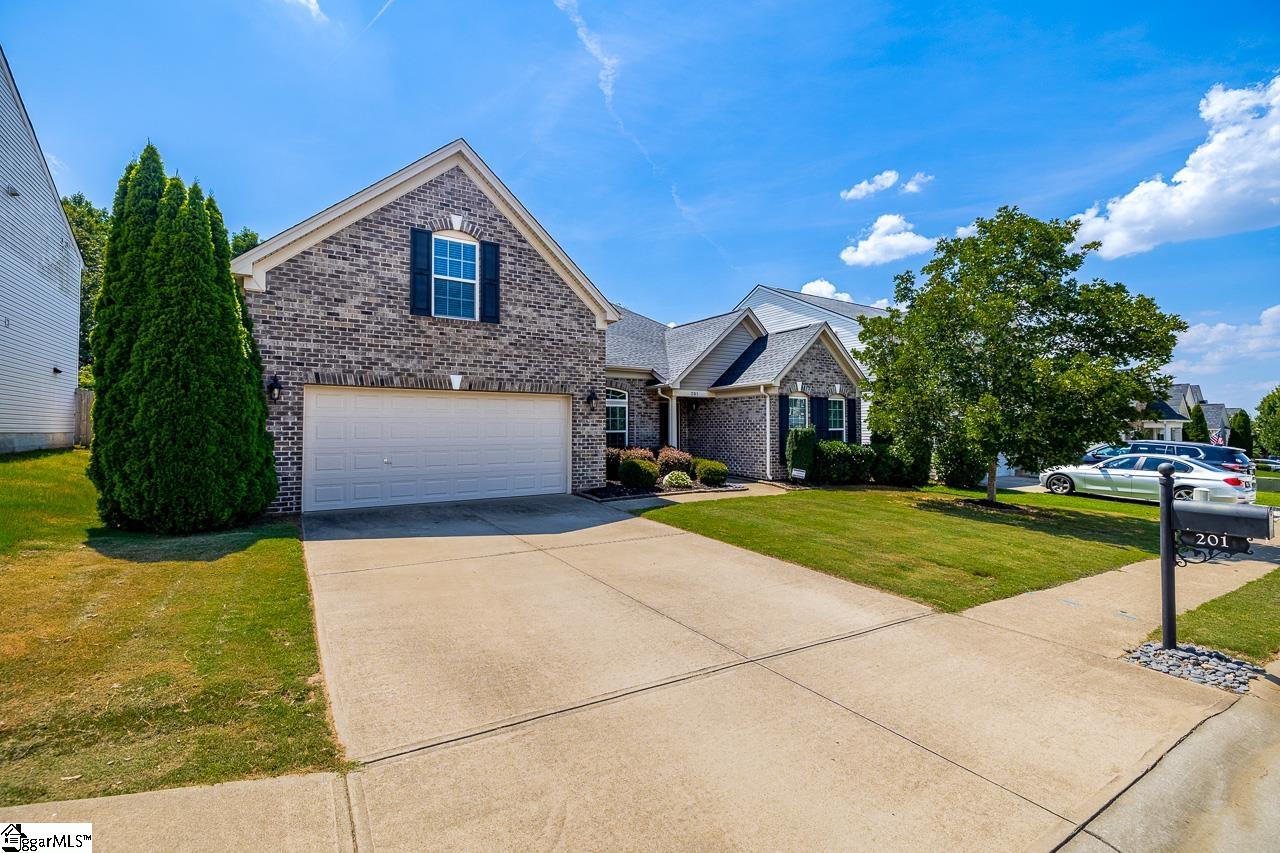 201 Chapel Hill Lane Simpsonville, SC 29681