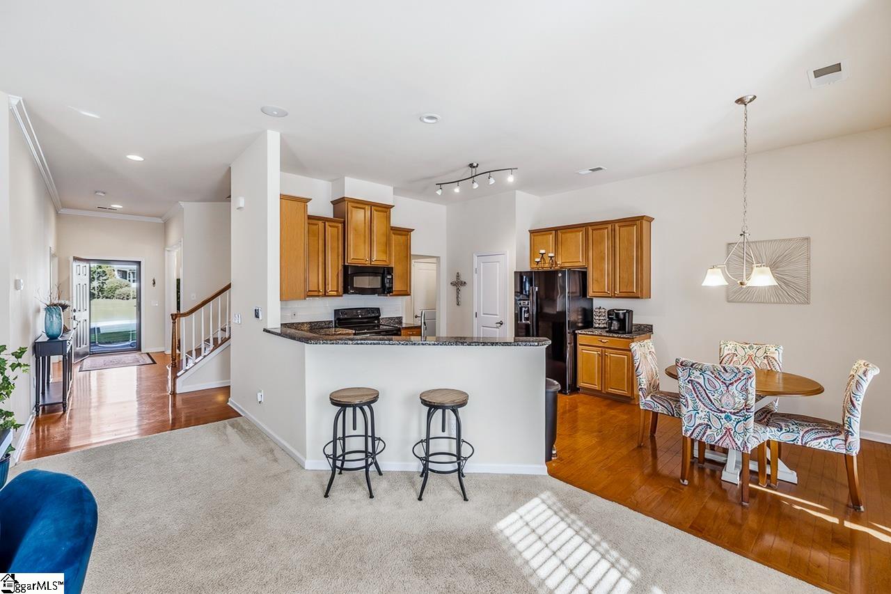 201 Chapel Hill Lane Simpsonville, SC 29681