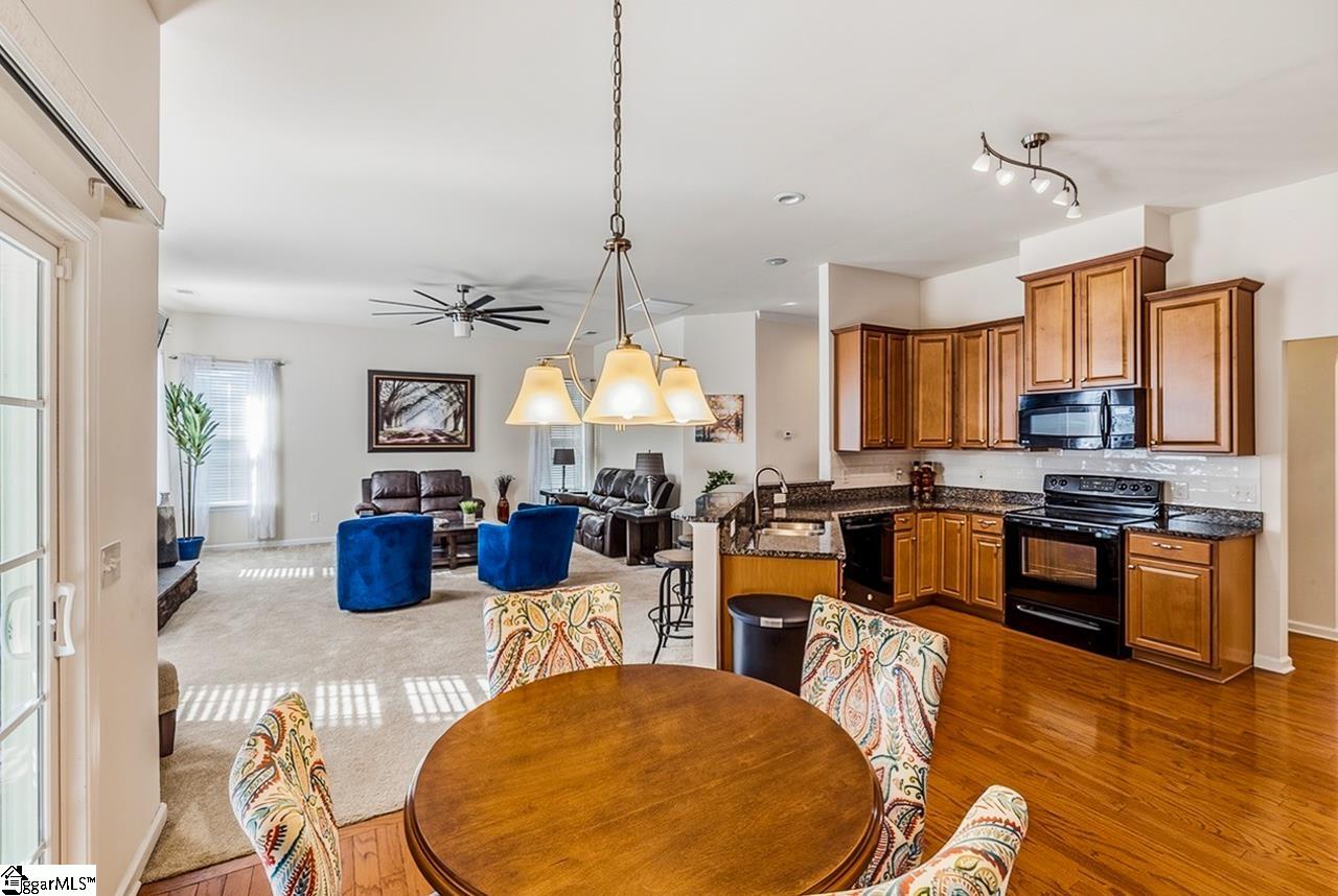 201 Chapel Hill Lane Simpsonville, SC 29681