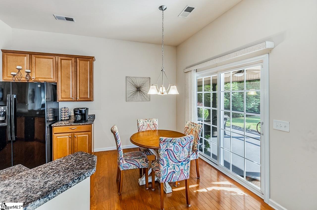 201 Chapel Hill Lane Simpsonville, SC 29681