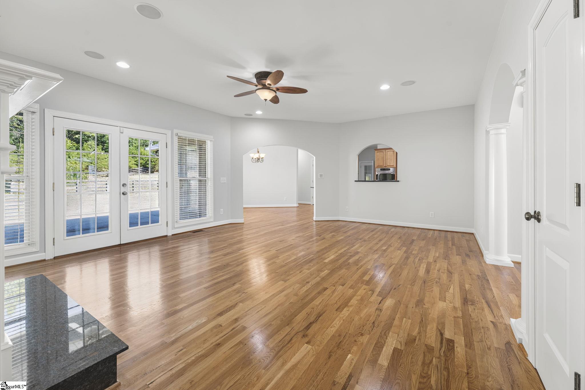 956 Laurelwood Way Landrum, SC 29356