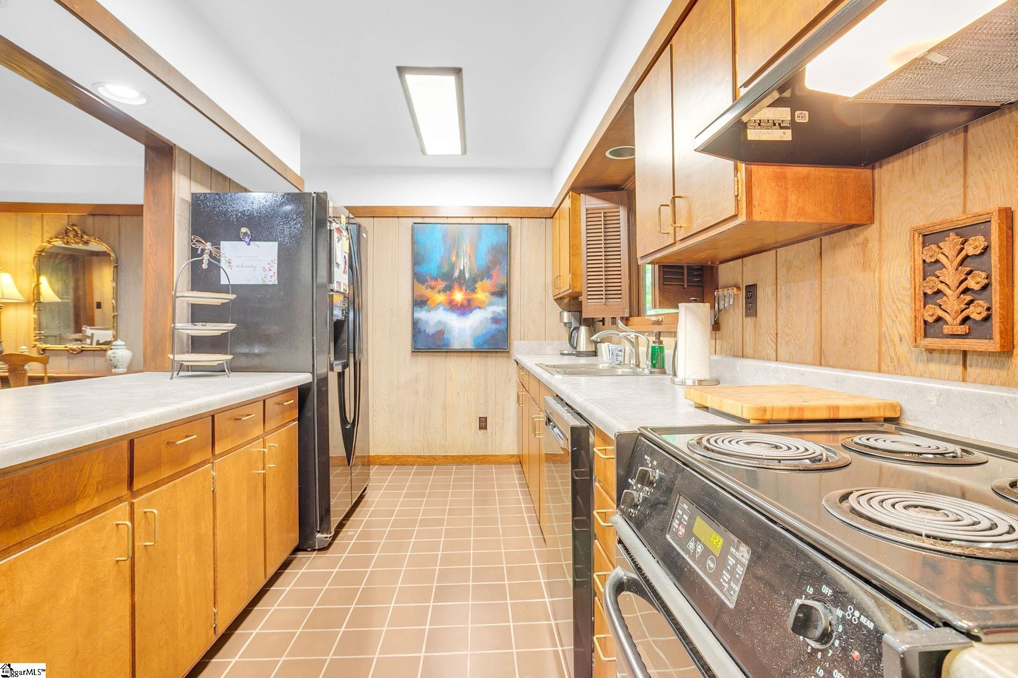 2 Craigwood Road Greenville, SC 29607