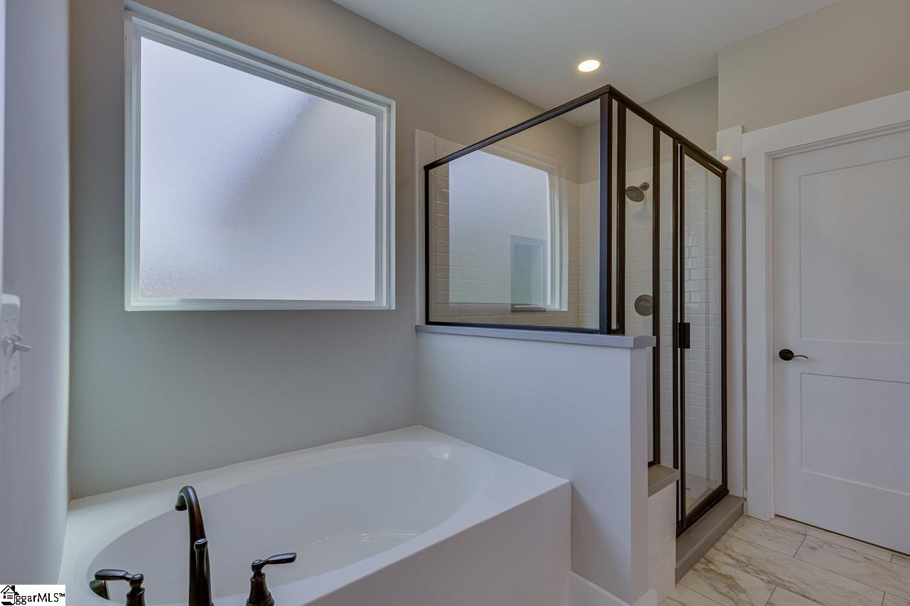 123 Hideaway Lane Easley, SC 29640