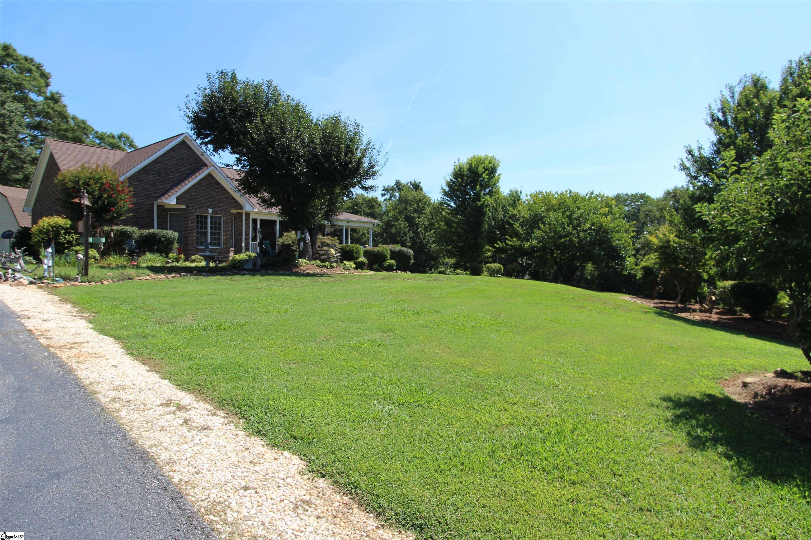 178 Tuscany Lane Chesnee, SC 29323-8119